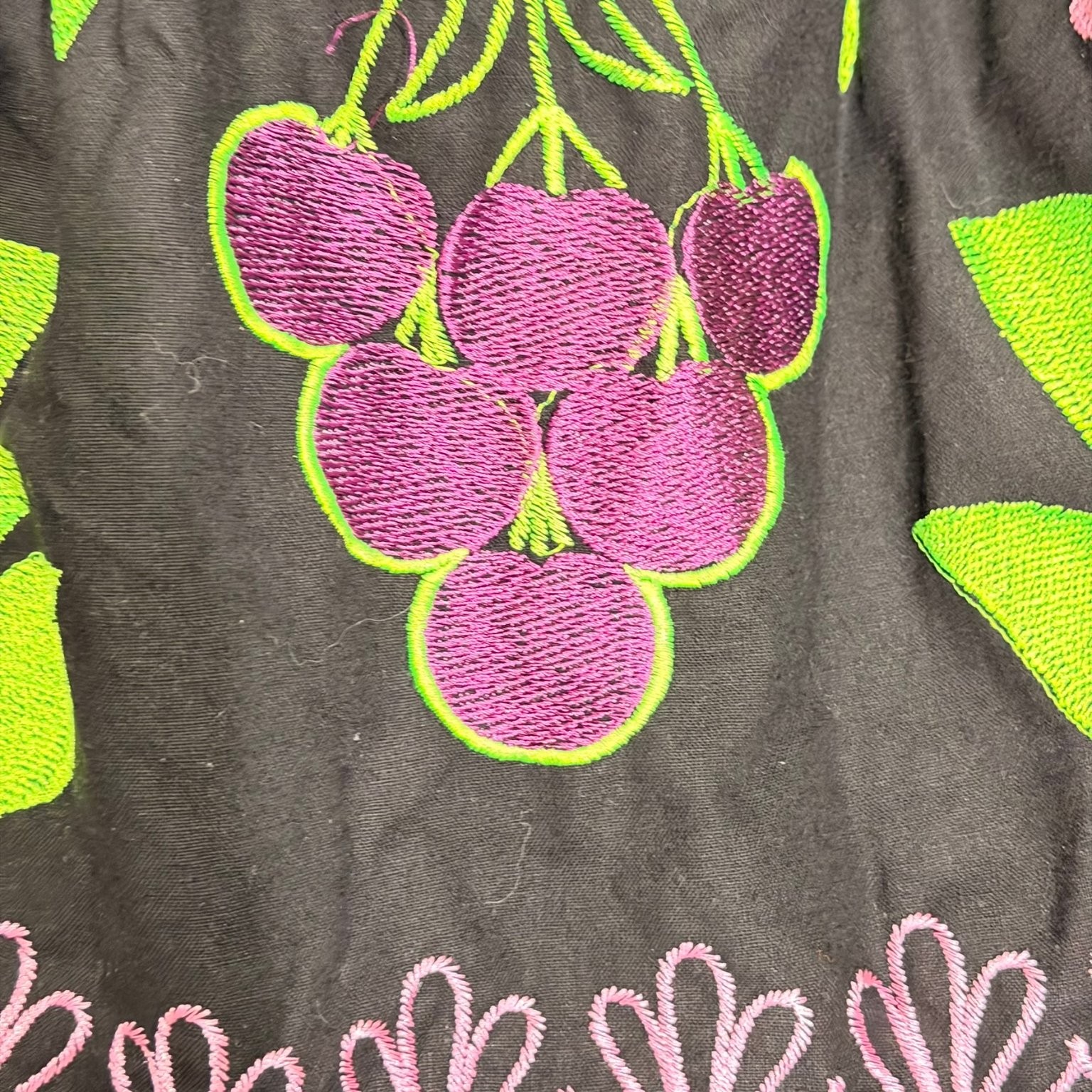 Vintage Embroidered Floral Folk Art Skirt Black Pink Green Elastic Waist