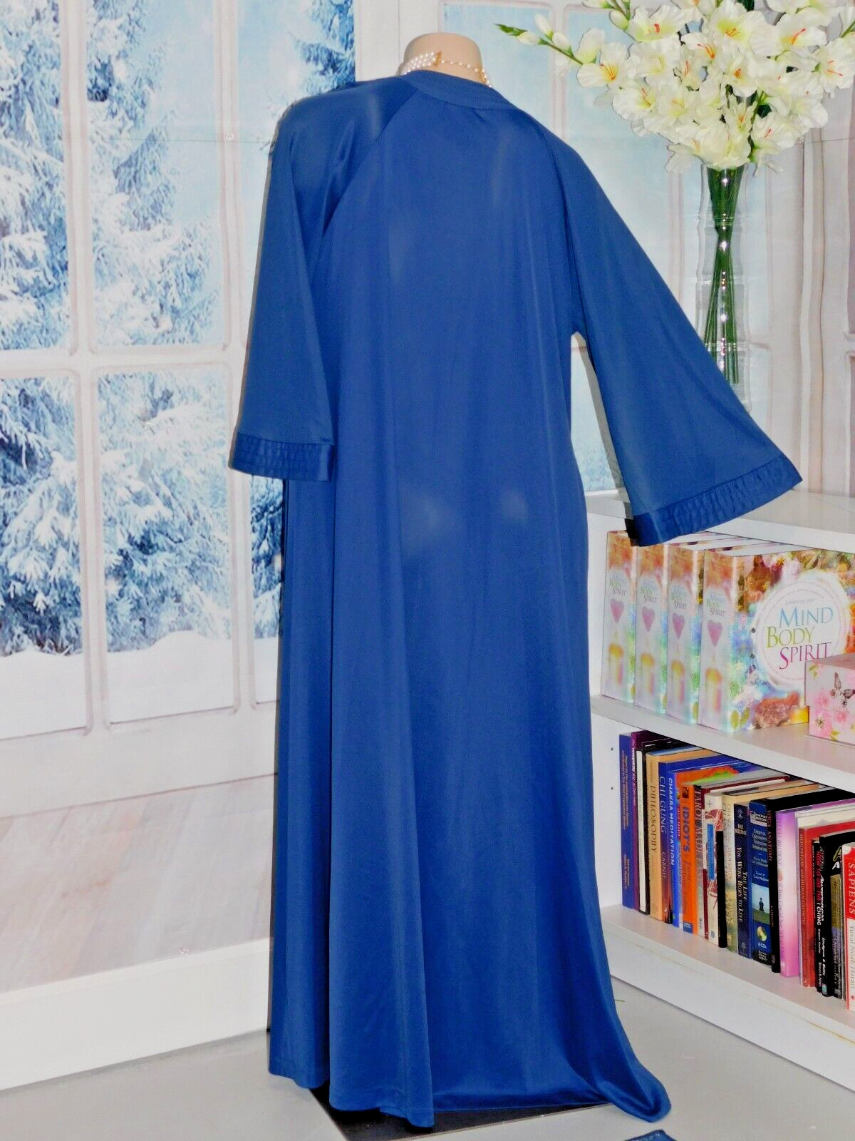 M Gilead Navy Blue Zipper front Robe Lingerie Side Pocket Excellent