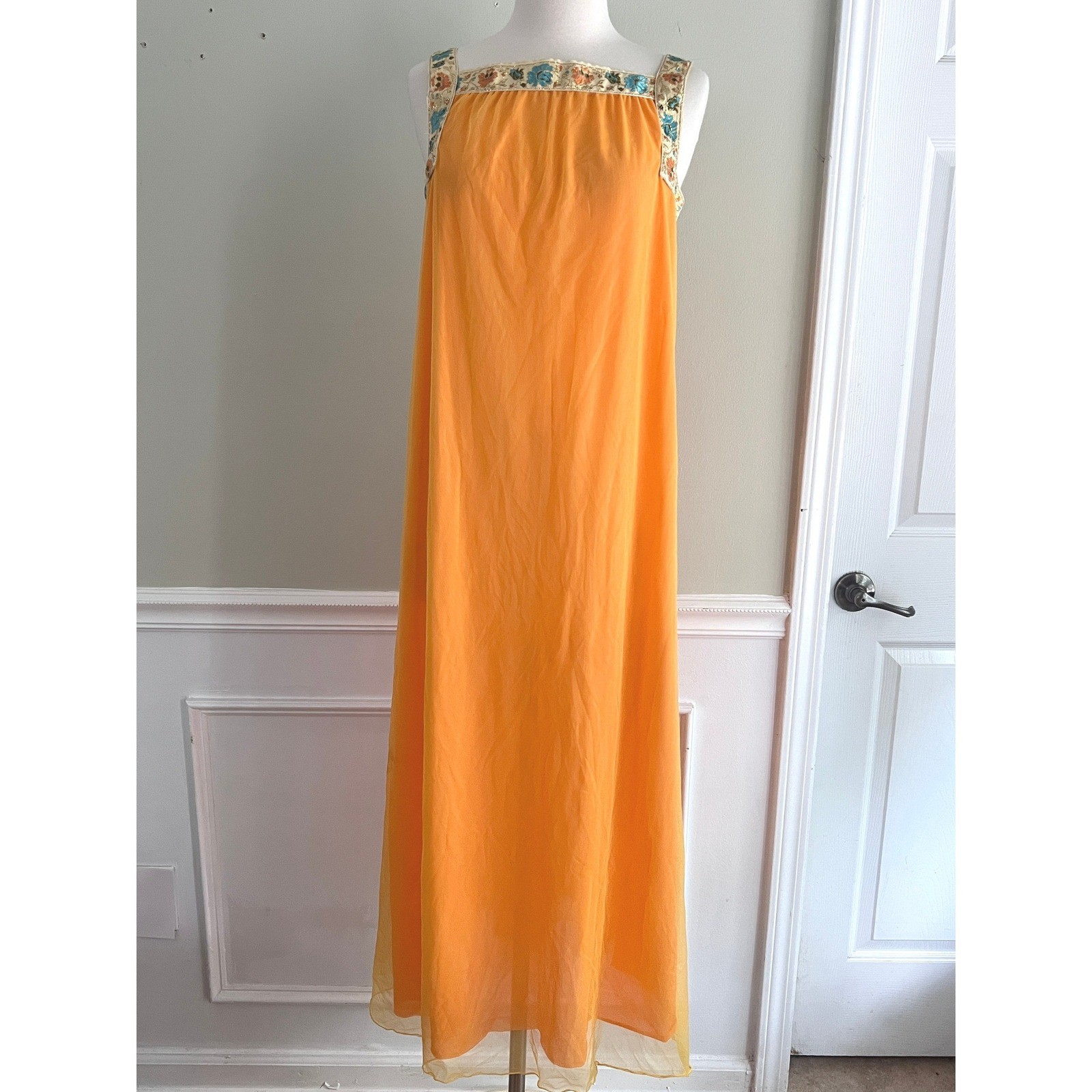 Eyeful by the Flaums Vtg Nightgown M Womens 60s Sheer Maxi Orange Boho Retro