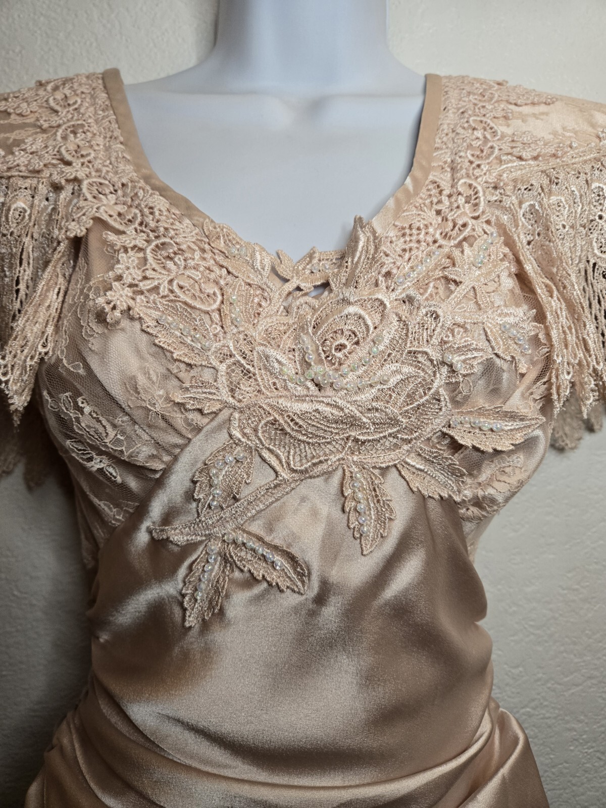 Lorrie Kabala Dress Vinage 80s Victorian Style Champaign Ruched Lace Beaded Sz 4