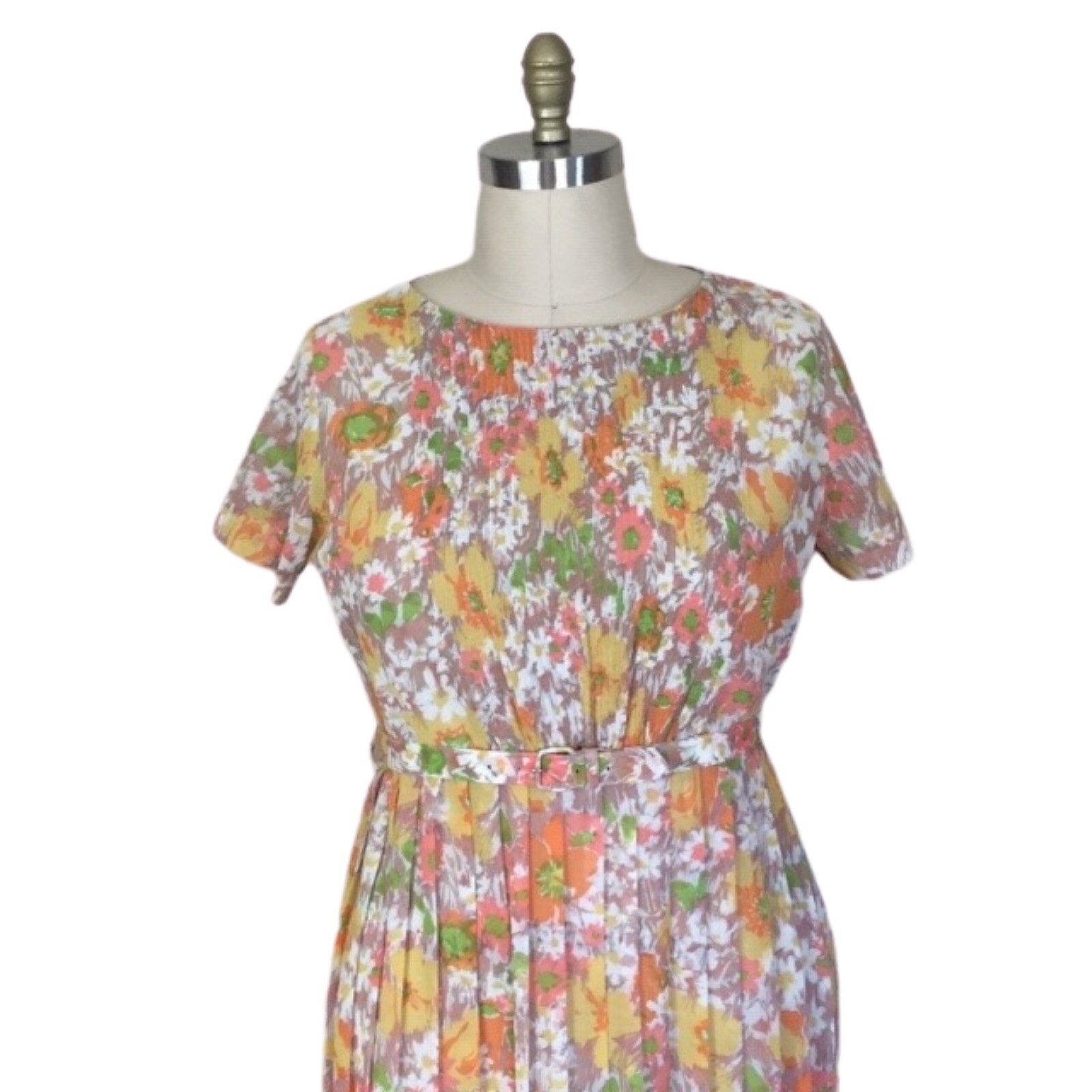 Vintage 1960s Plus Size Floral Print Dress | 1960s Vintage Volup Floral Dress