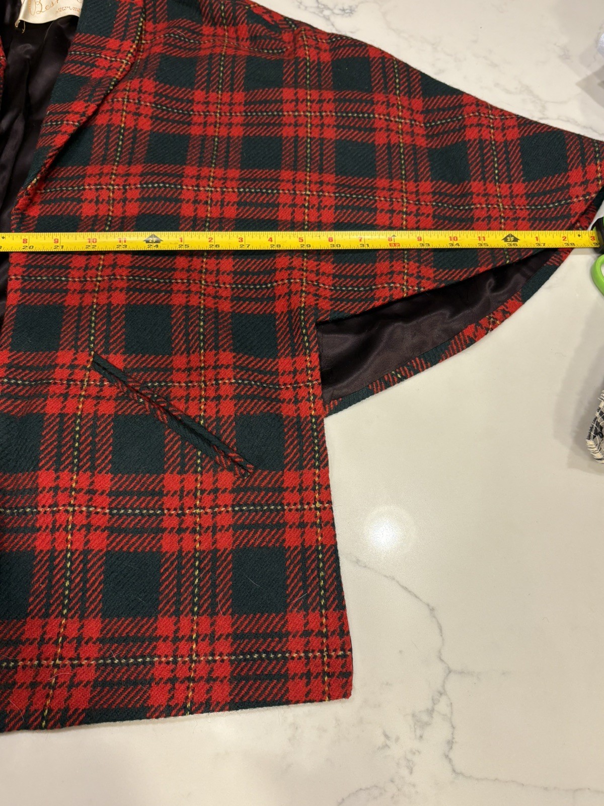 Vintage 1960s Best & Co Fifth Ave. NY Wool Plaid Cape Red and Green Plaid
