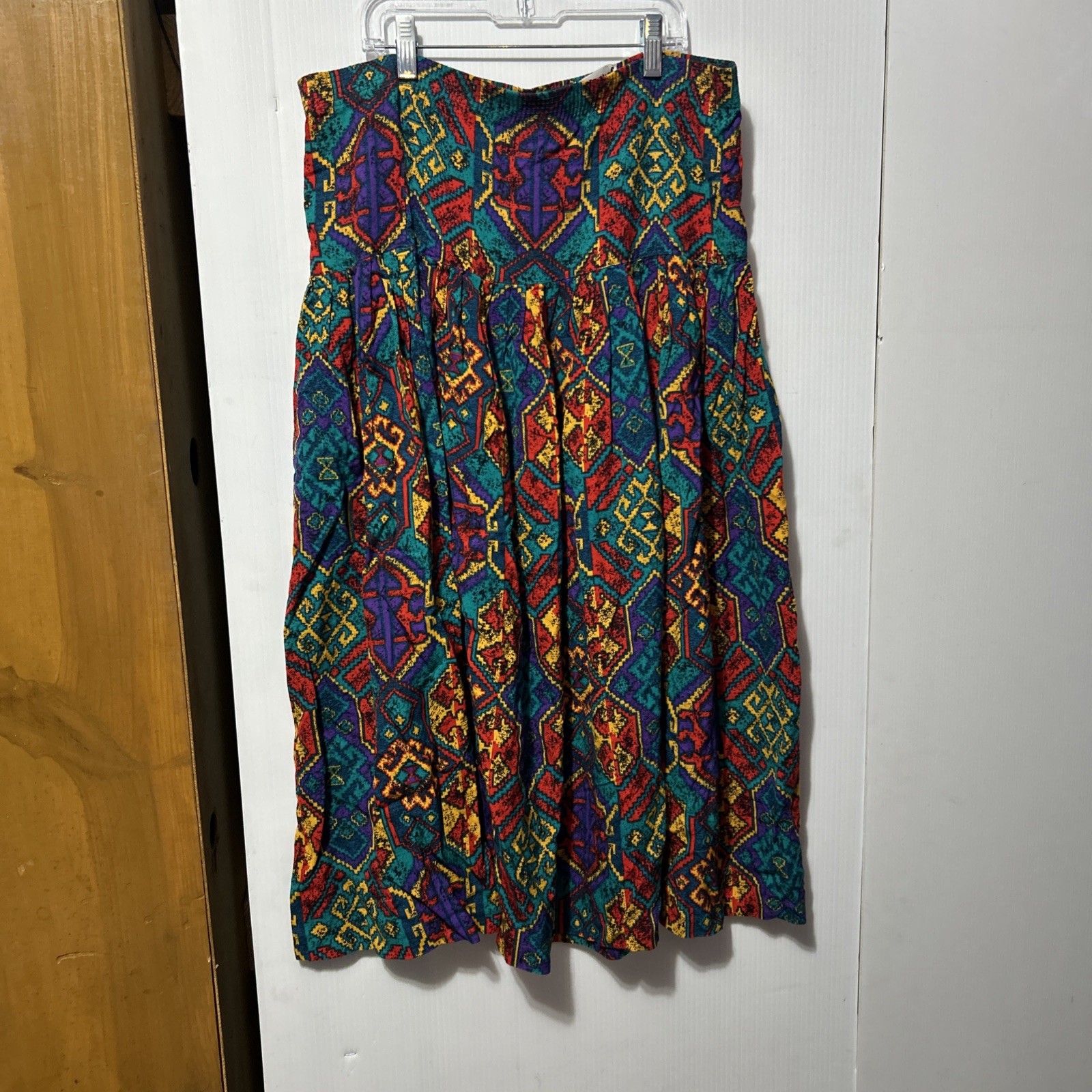 1980s/90s Size 10 Jo Hardin Multicolored Midi Skirt w Geometric. Y2K. Pleated