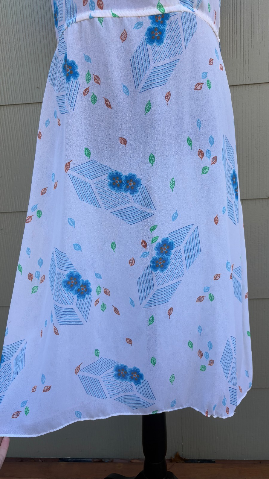 vtg 70s Does 40s Whimsical Floral Leaf Sheer Ruffle Collar Blouson A-Line Dress