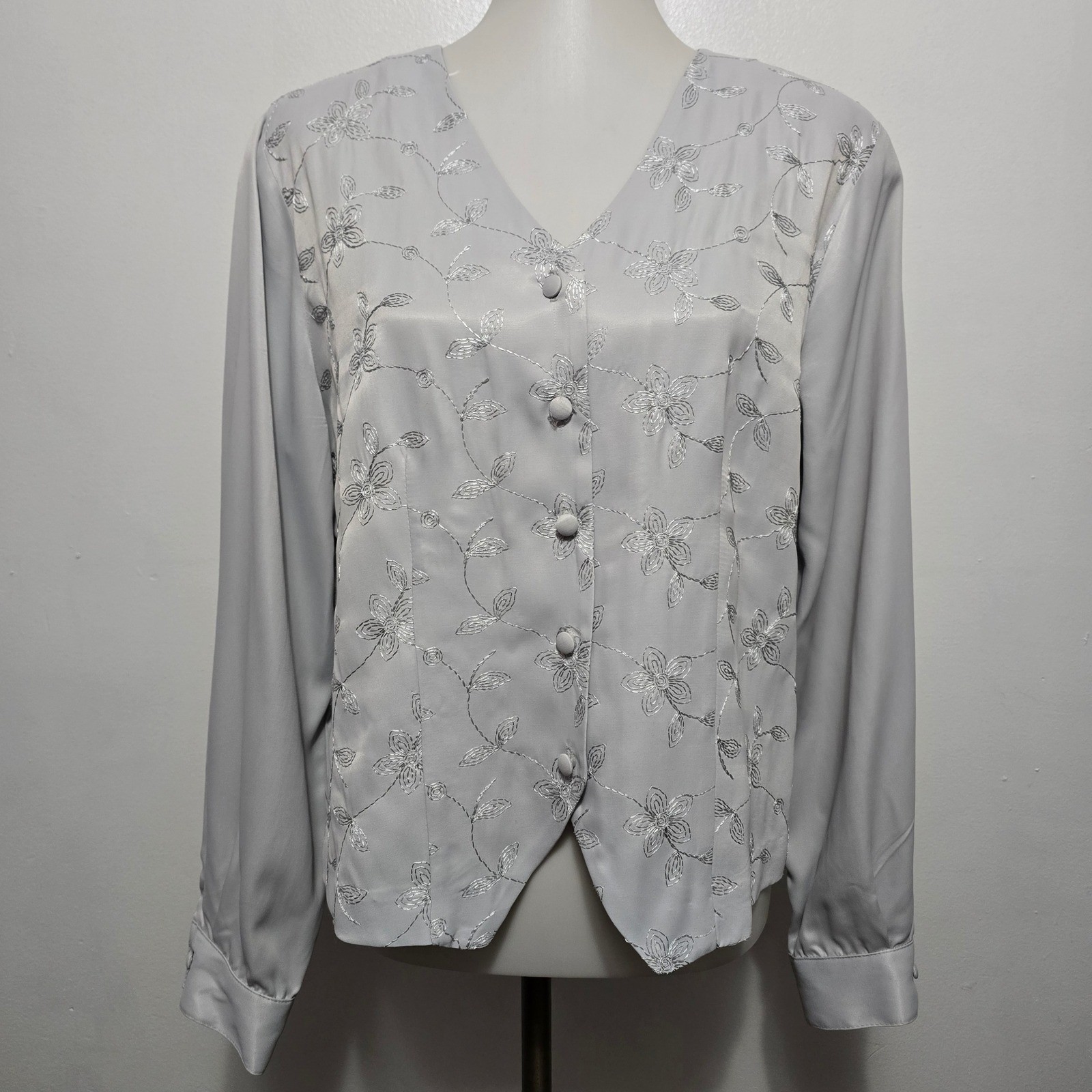 New York City Design Co 90s Silver Floral Beaded Satin Button Front Blouse 14