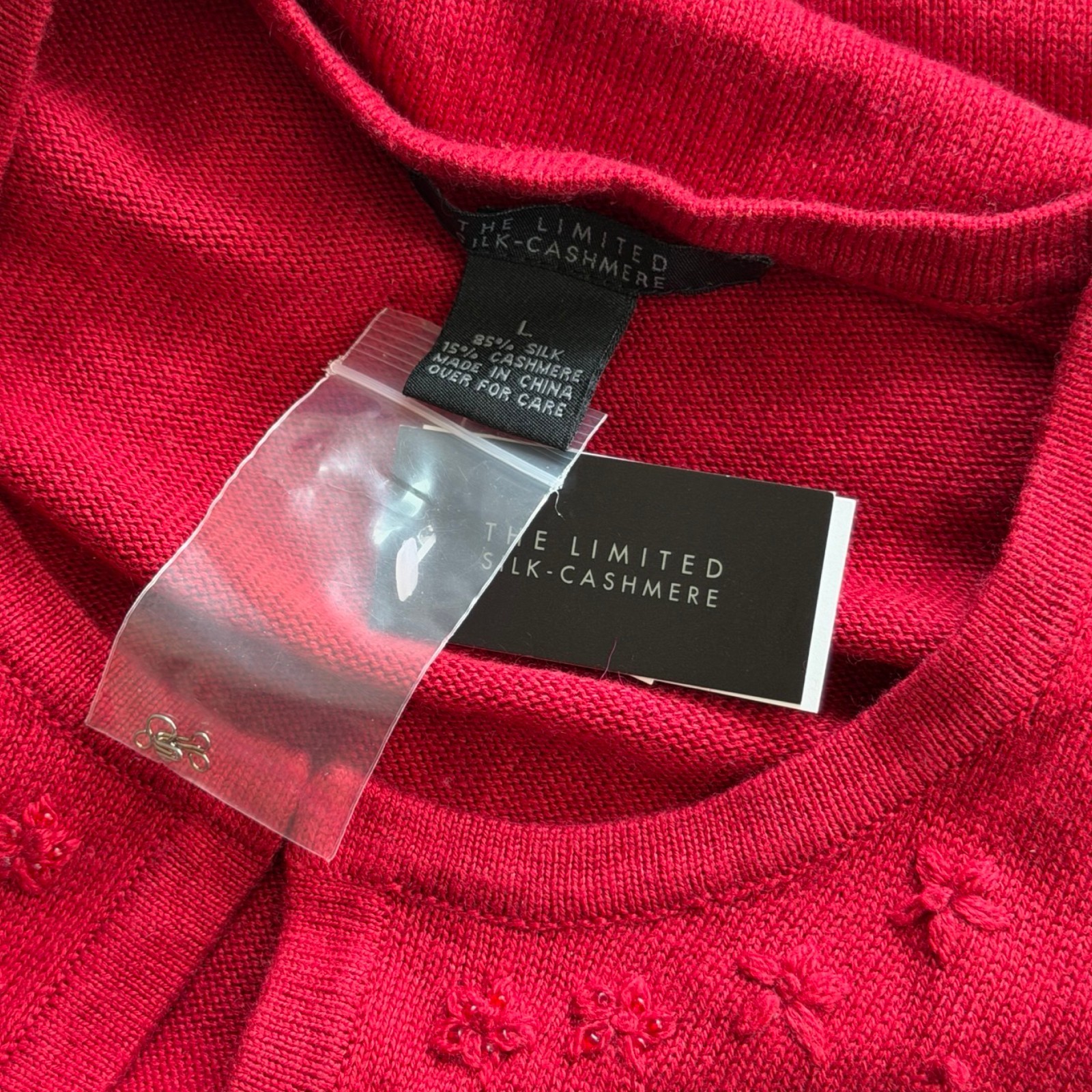 Vintage Red Silk/Cashmere Cardigan Sweater Size Medium 90s Floral Embroidered