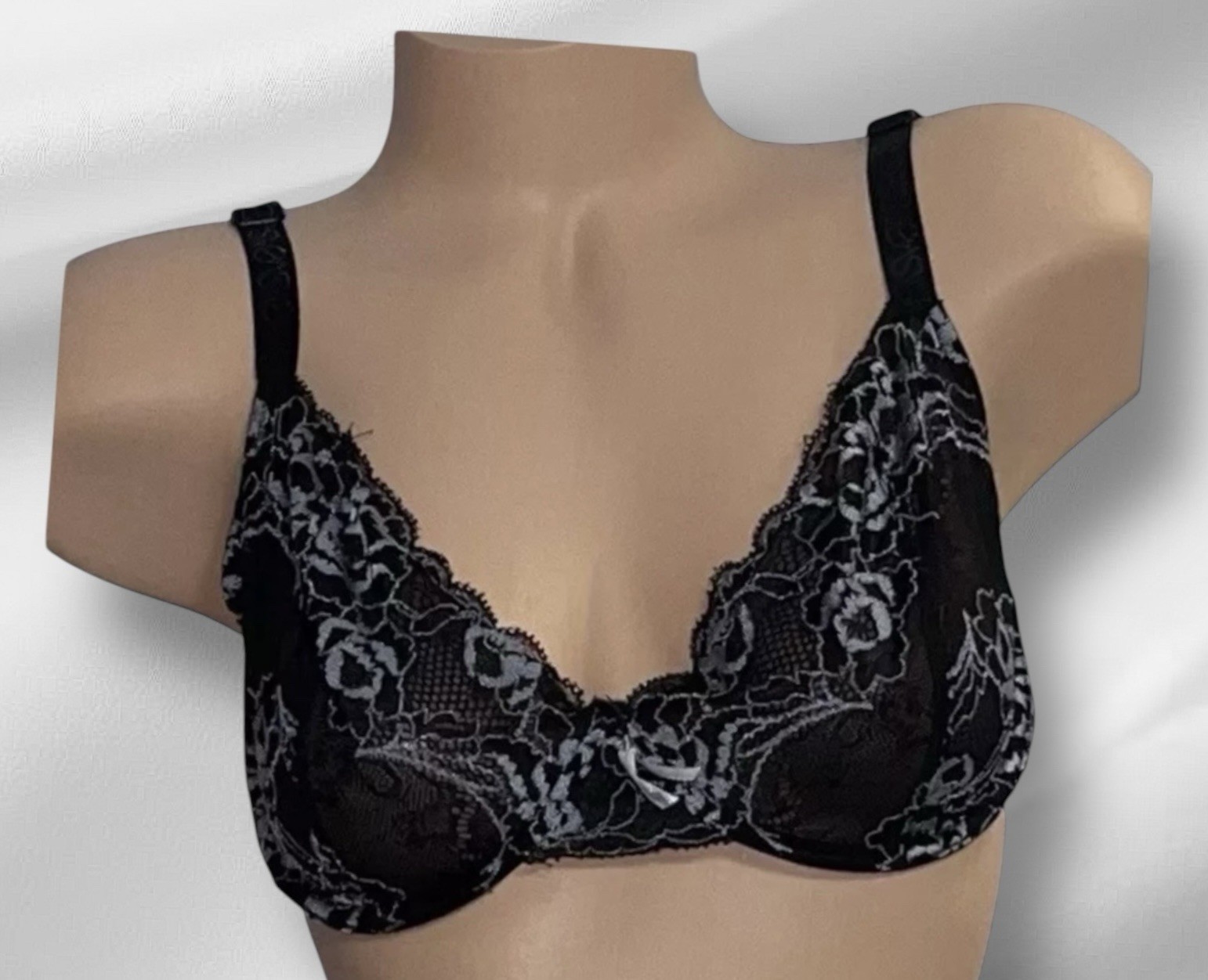 Simply Vera Vera Wang Black Sheer Underwire Lace Mesh Bra Womens 38D