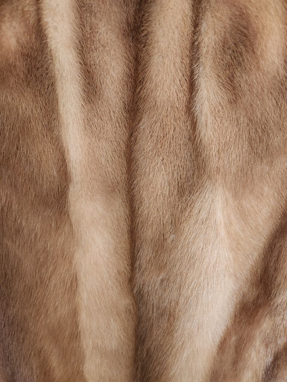 Womens Vintage Luxury Tan Mink Fur Coat EMBA Royal Alexanders Genuine Estate