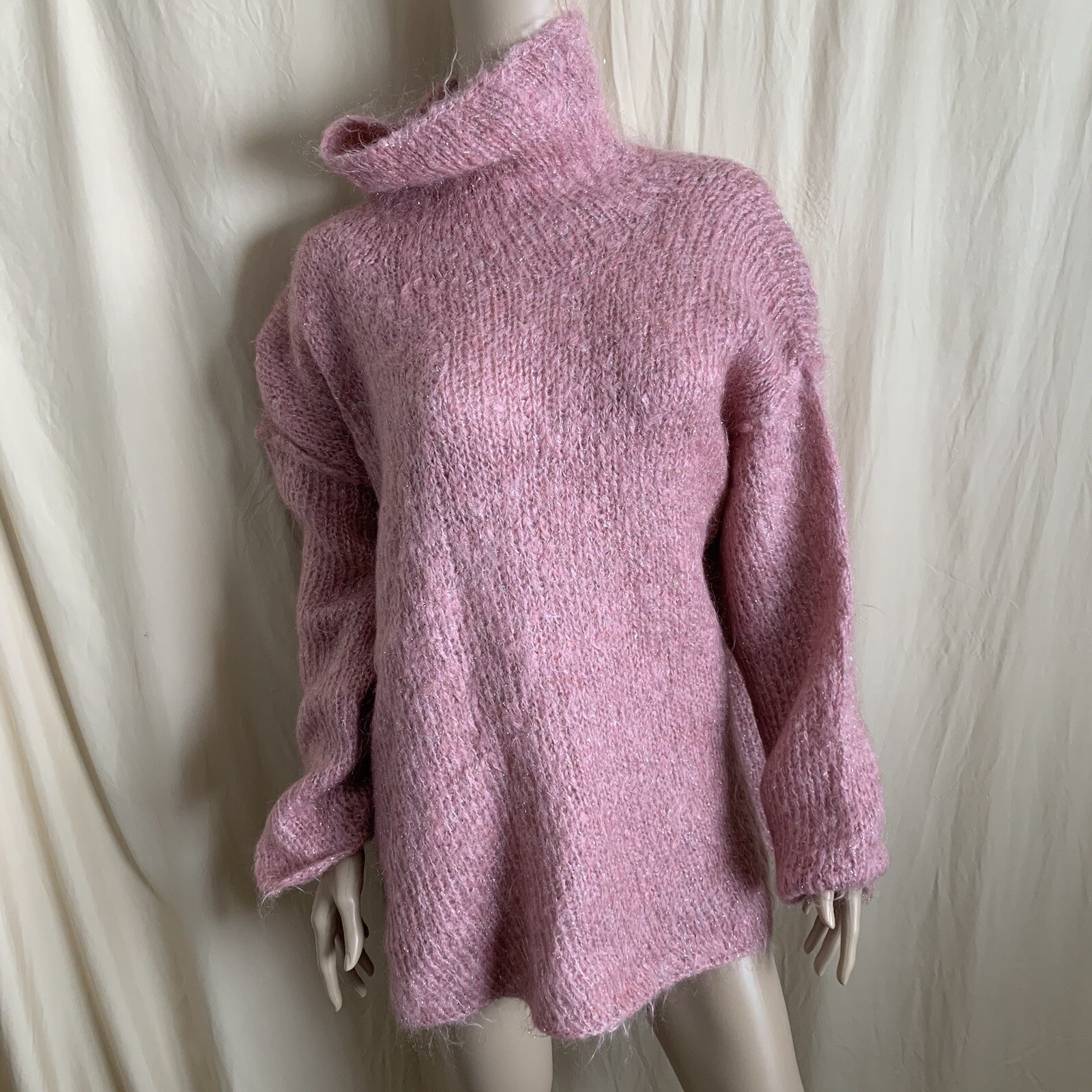 Vintage 80s 90s Carole Little Pink & Gold Thread mohair pullover sweater sz m