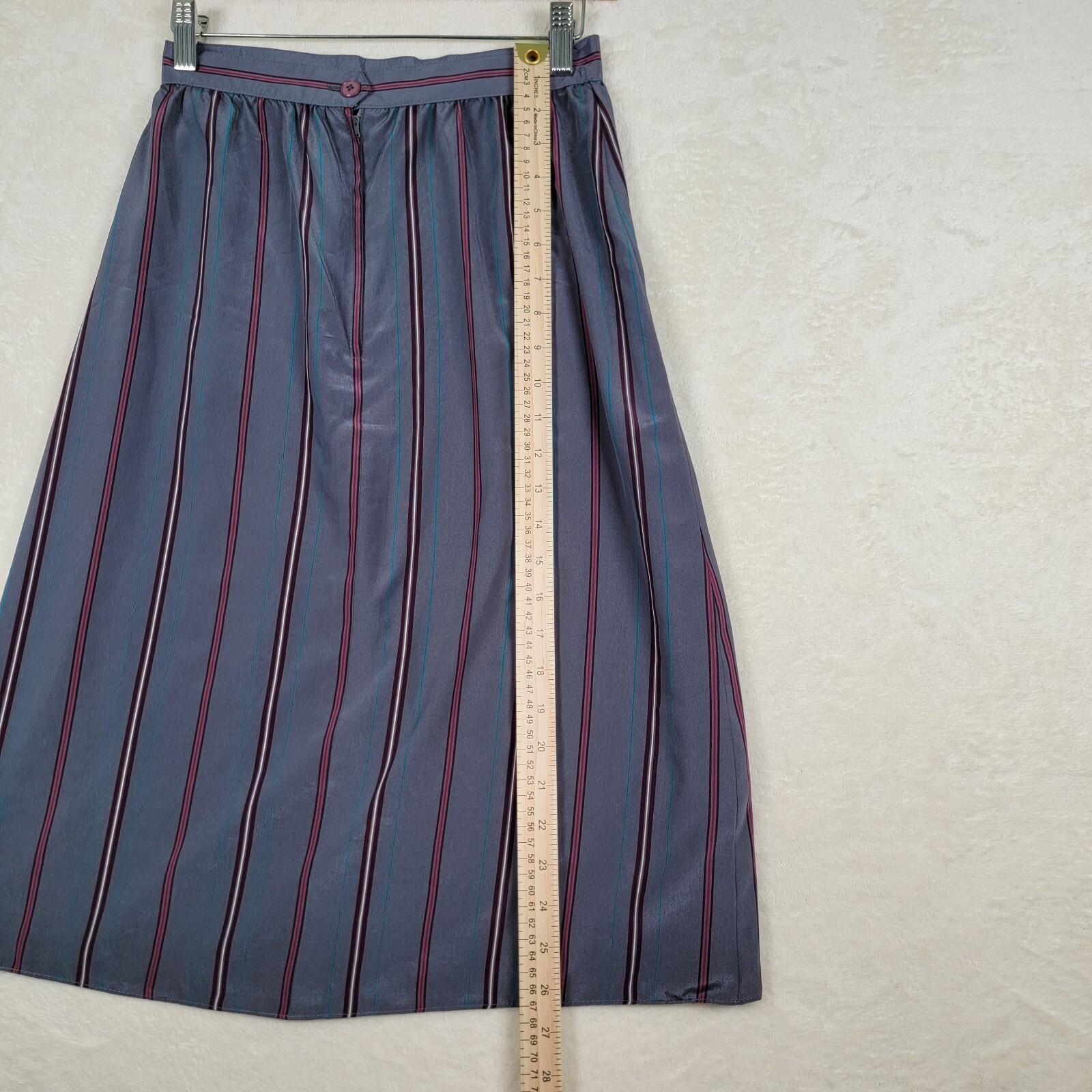 Vintage Stirling Cooper Gray With Red Pinstripes Pencil Skirt 7/8