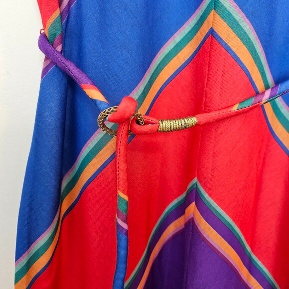 Newton Centre Vintage Tie Waist Dress !