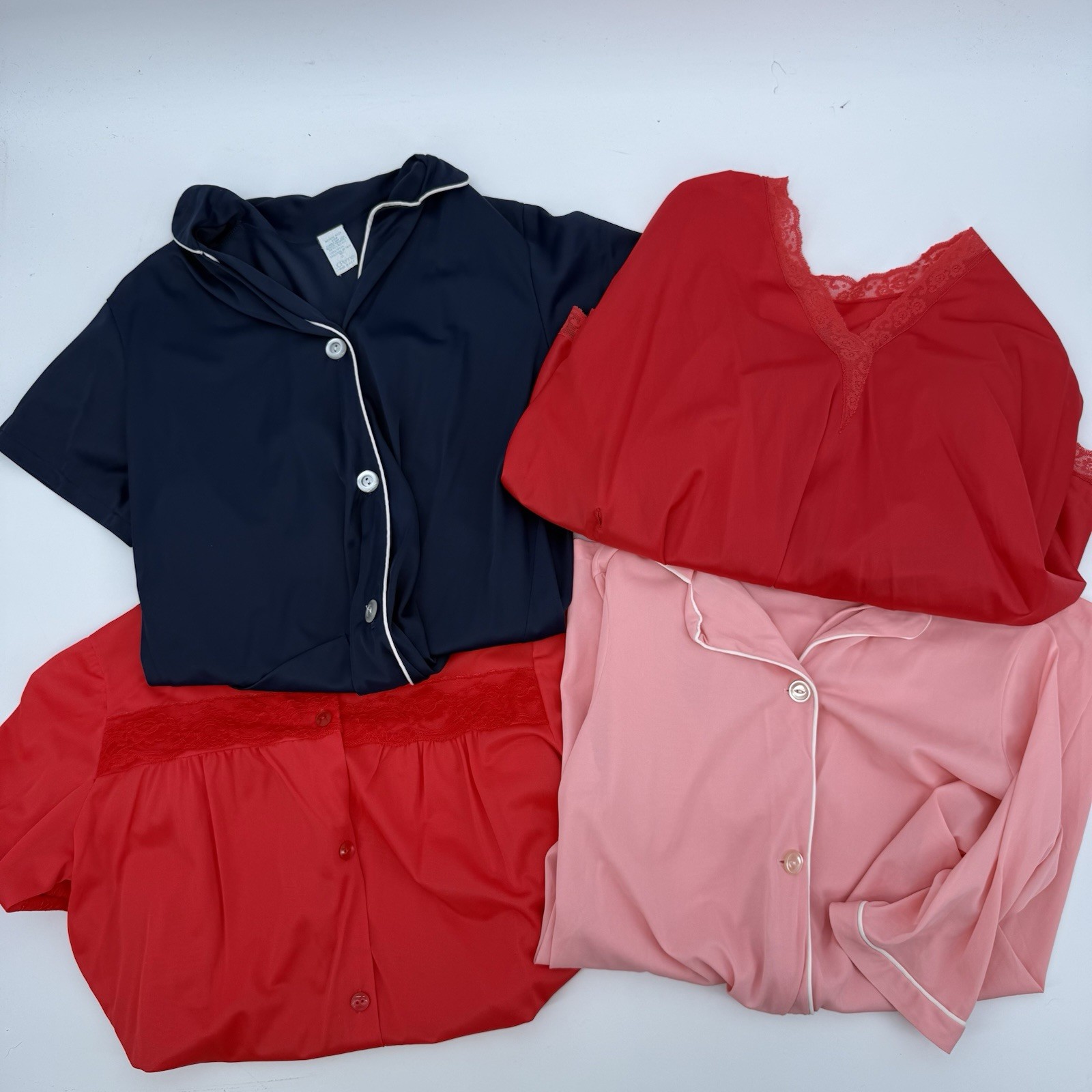 Lot Of 4 Vintage Womens Mixed Sizes Pajama Tops Lingerie Red Pink Sleep
