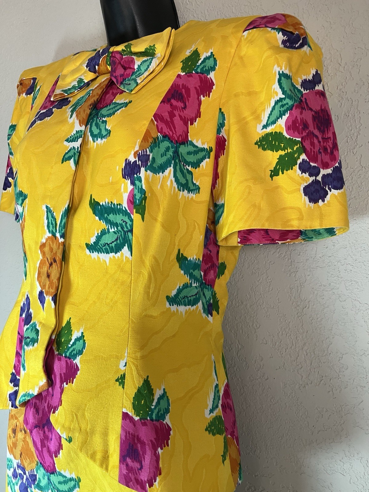 Vintage Raul Blanco Floral 2 Piece Skirt Suit Set Yellow Bow Avant Garde 8