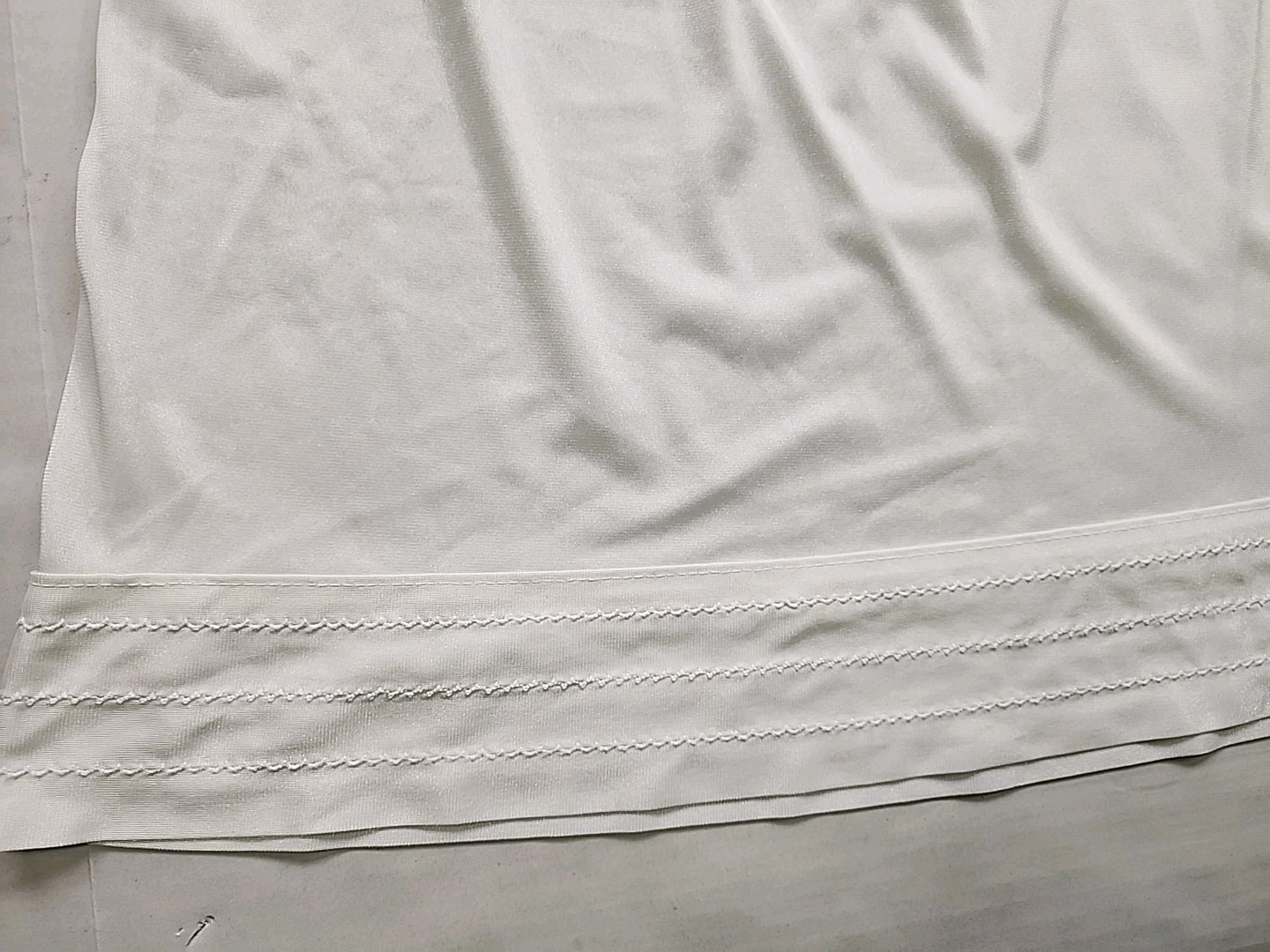 Mel-Lin Womens XL Nylon White HALF SLIP Skirt Lingerie 25″ Long Embroidered Vtg