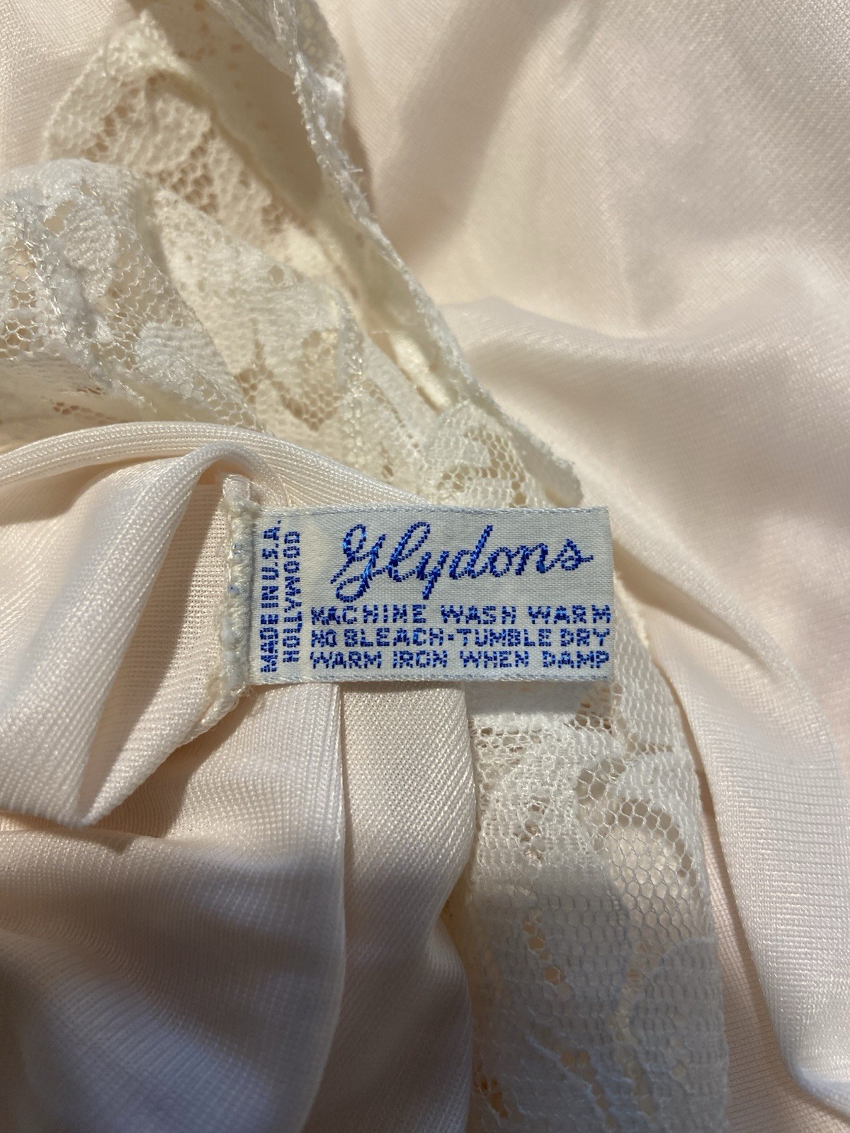 VTG Lingerie Glydons Slip Light Pink Robe White Set Fabric Covered Buttons ￼