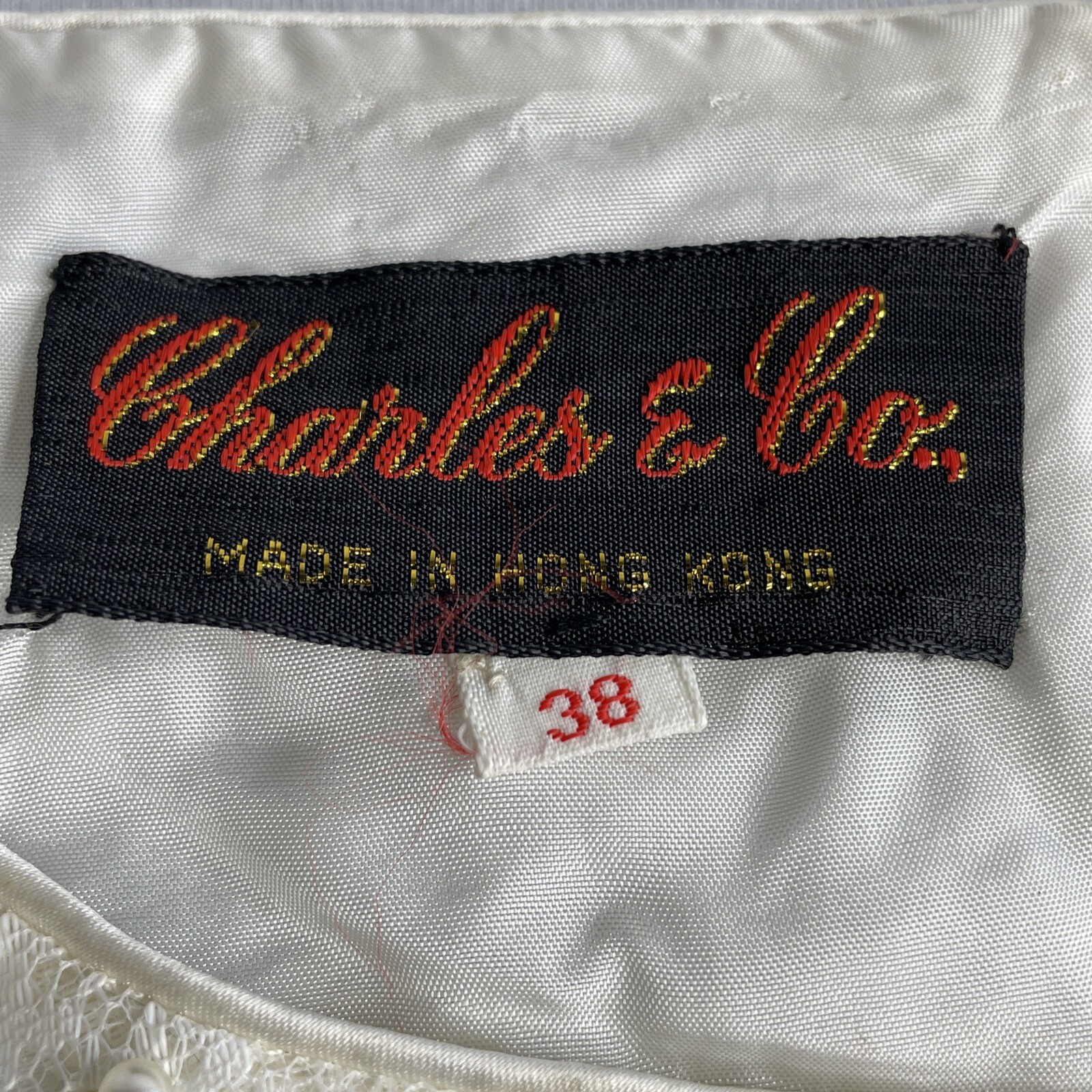 Vintage White Beaded Top 1960s Women’s 38 CHARLES & CO Sleeveless Shell Blouse