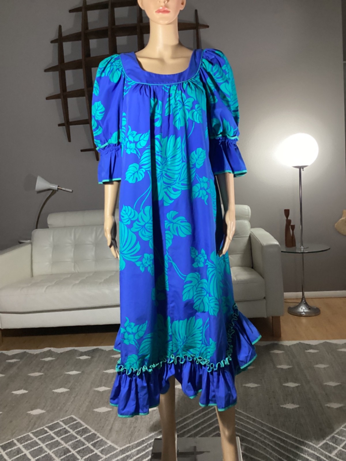 Vintage Princess Kaiulani Palm Leaves Ruffle Hawaiian Muumuu Dress Tiki Luau