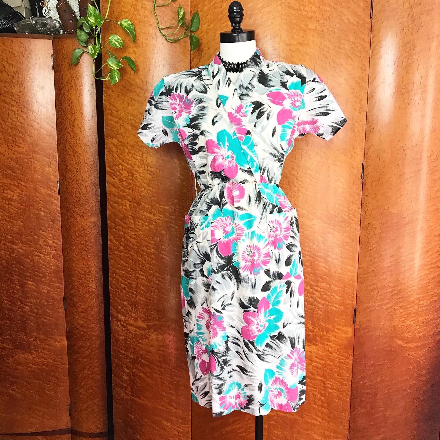 1940’s 40s Does 1980’s 80s Vintage Wrap Floral Stuart Alan Dress Sundress S M