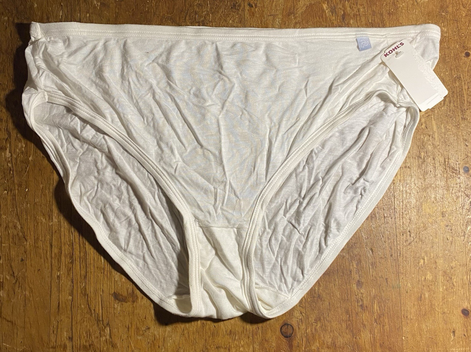 Vintage Jockey “Elance Supersoft” Hi-Cut Panties Size 8 Ivory NWT