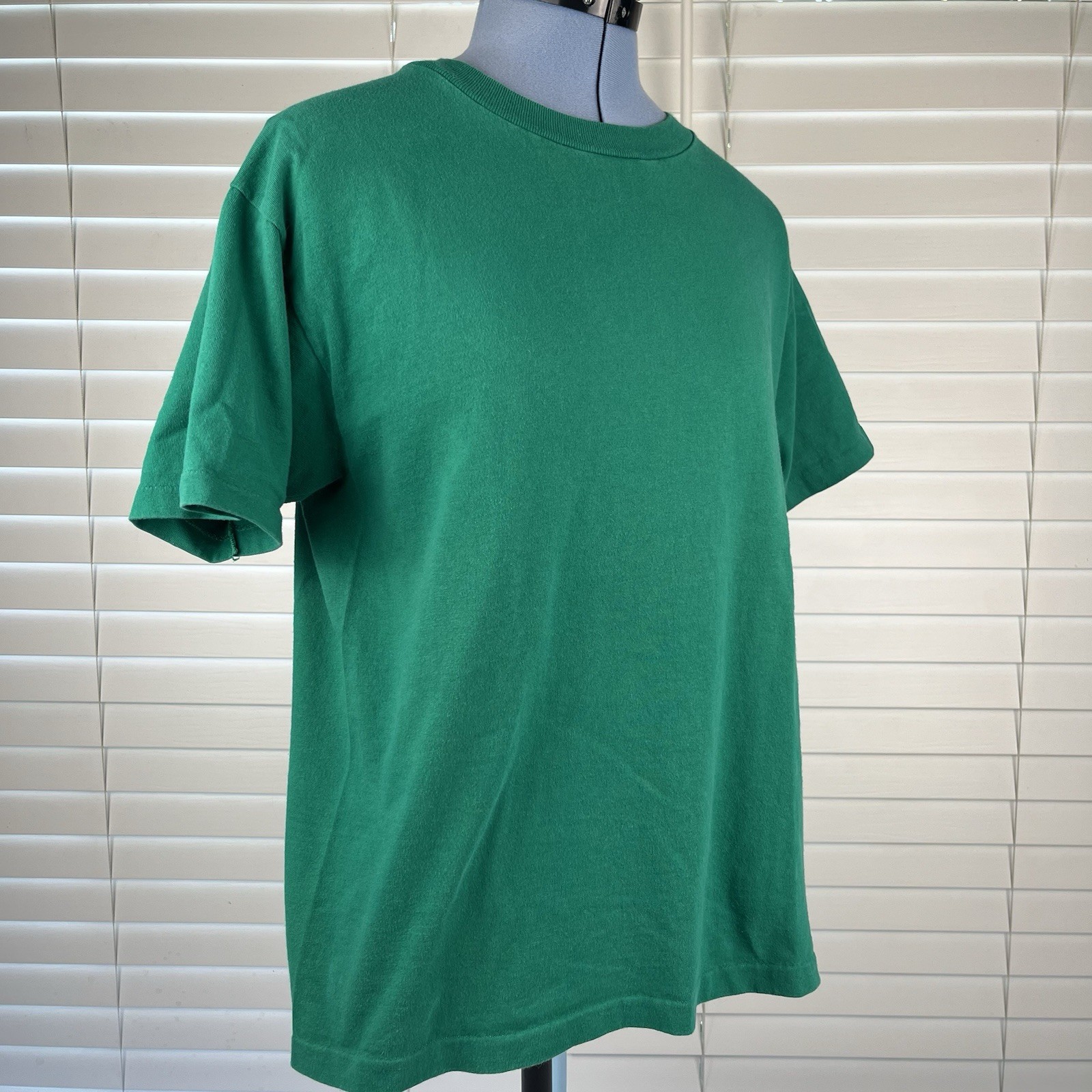 Vintage Single Stich Blank T-Shirt Women’s Size Small Hanes Her Way Made In USA