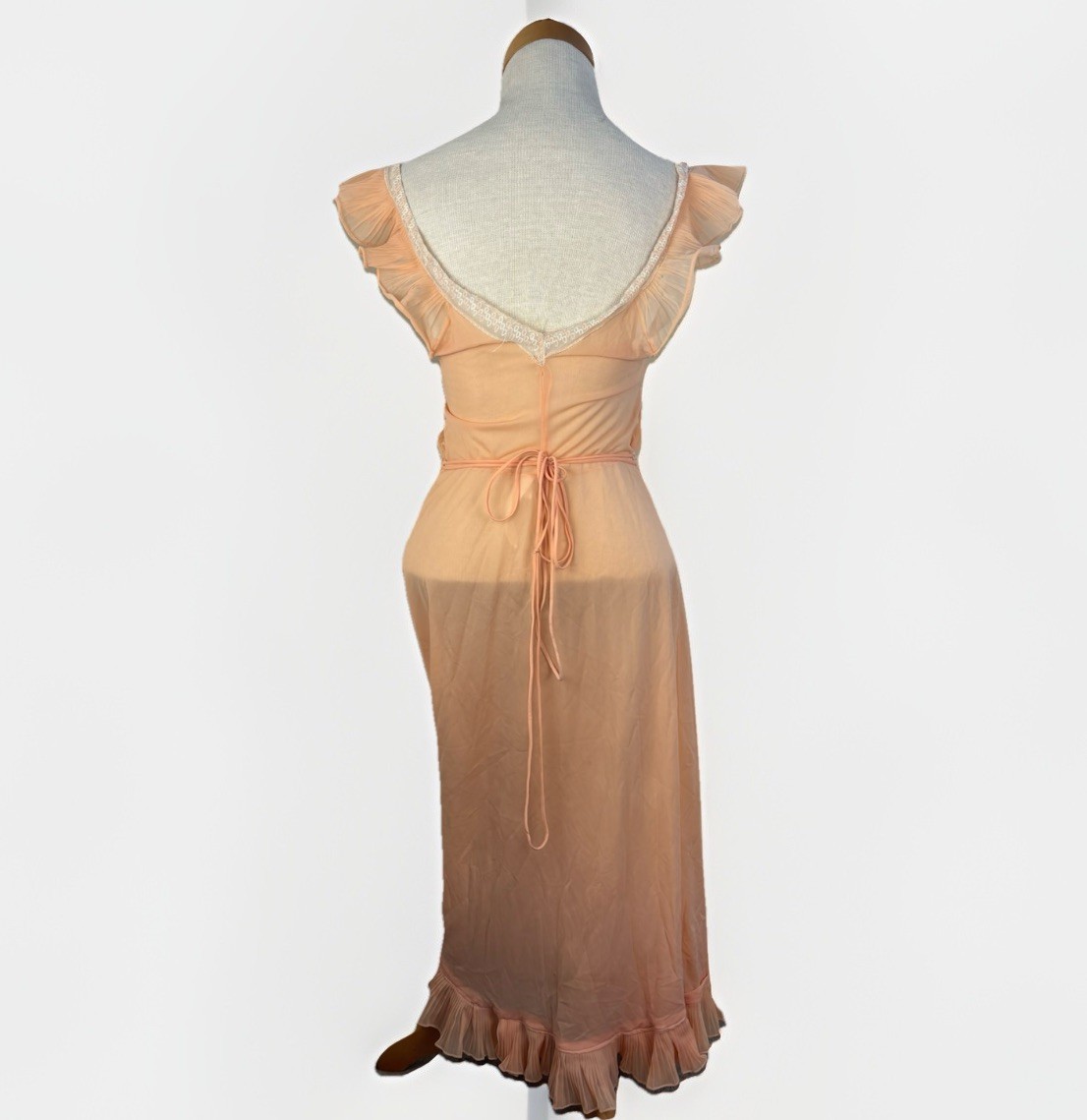 Vtg 50s Luxite Long NIGHTGOWN Gown Lace Flutter Sleeves Peach Ivory Lace Mesh 34