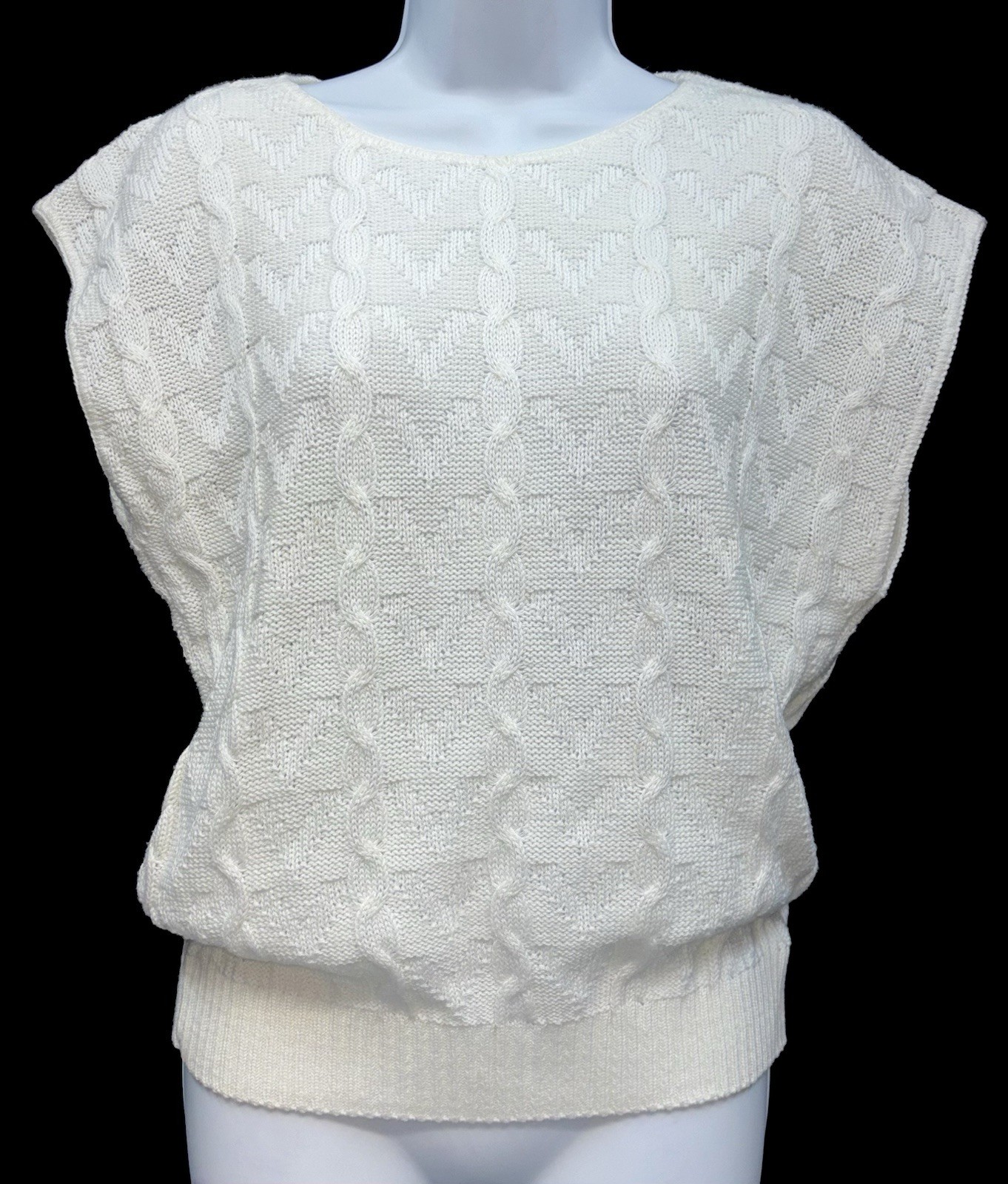 Vintage Sweaters USA INC Women Size S Pullover Sleeveless Sweater Ivory Color