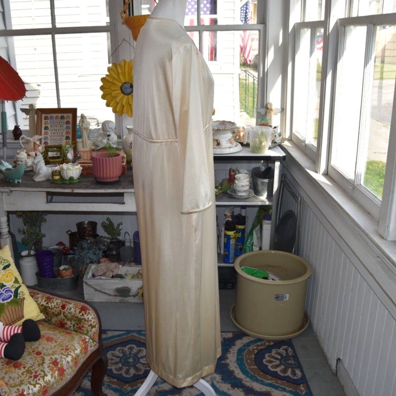 Vintage JCPenney Embroidered Hostess Gown Cream Maxi Loungewear L XL