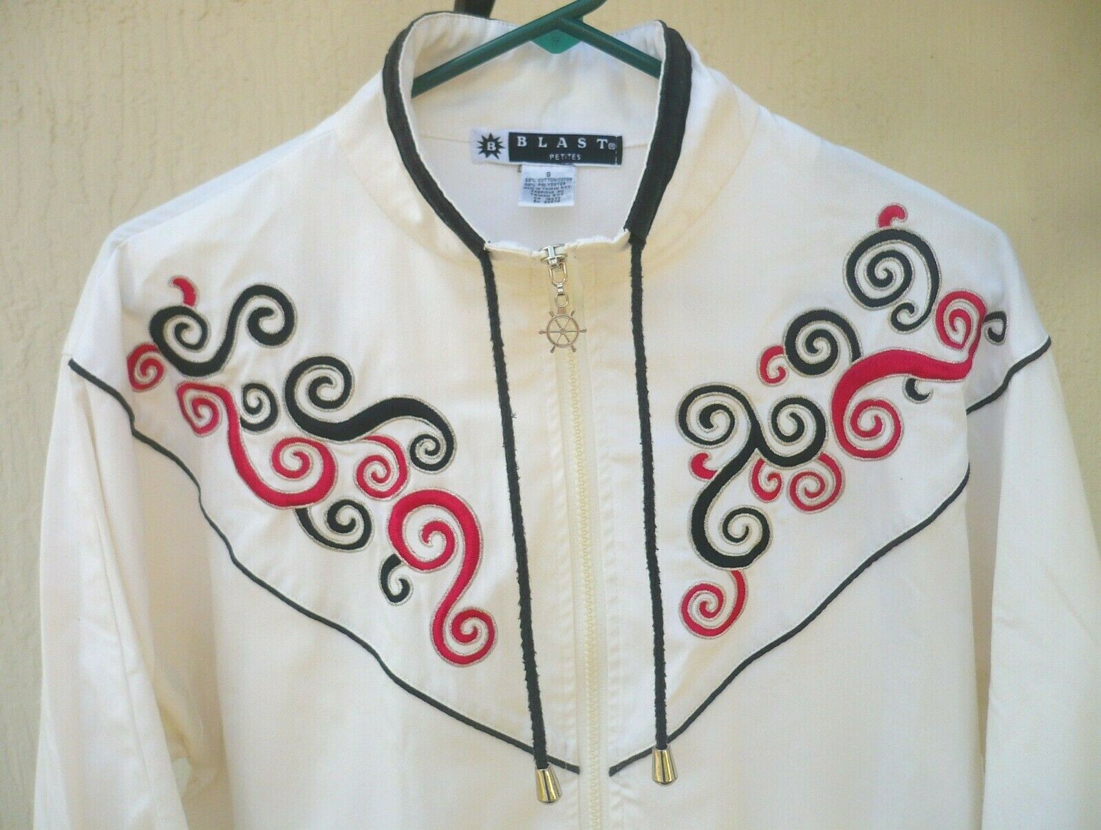 VTG 80S BLAST P M L WHITE SPRING BOMBER JACKET COTTON POLY RED BLACK SCROLL LADY