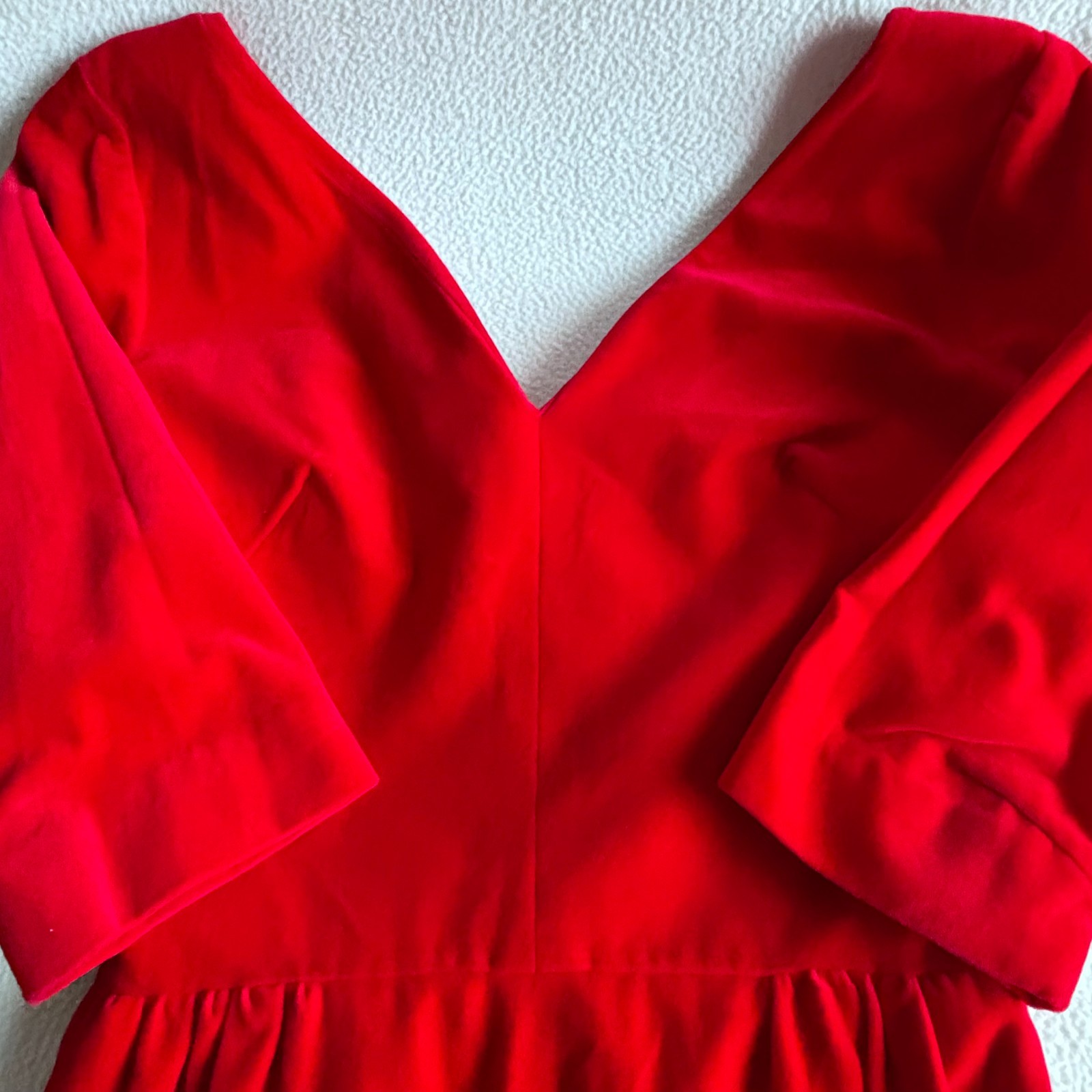 Vintage 1950s 1960s Red Velveteen Curvy Sheath Dress S