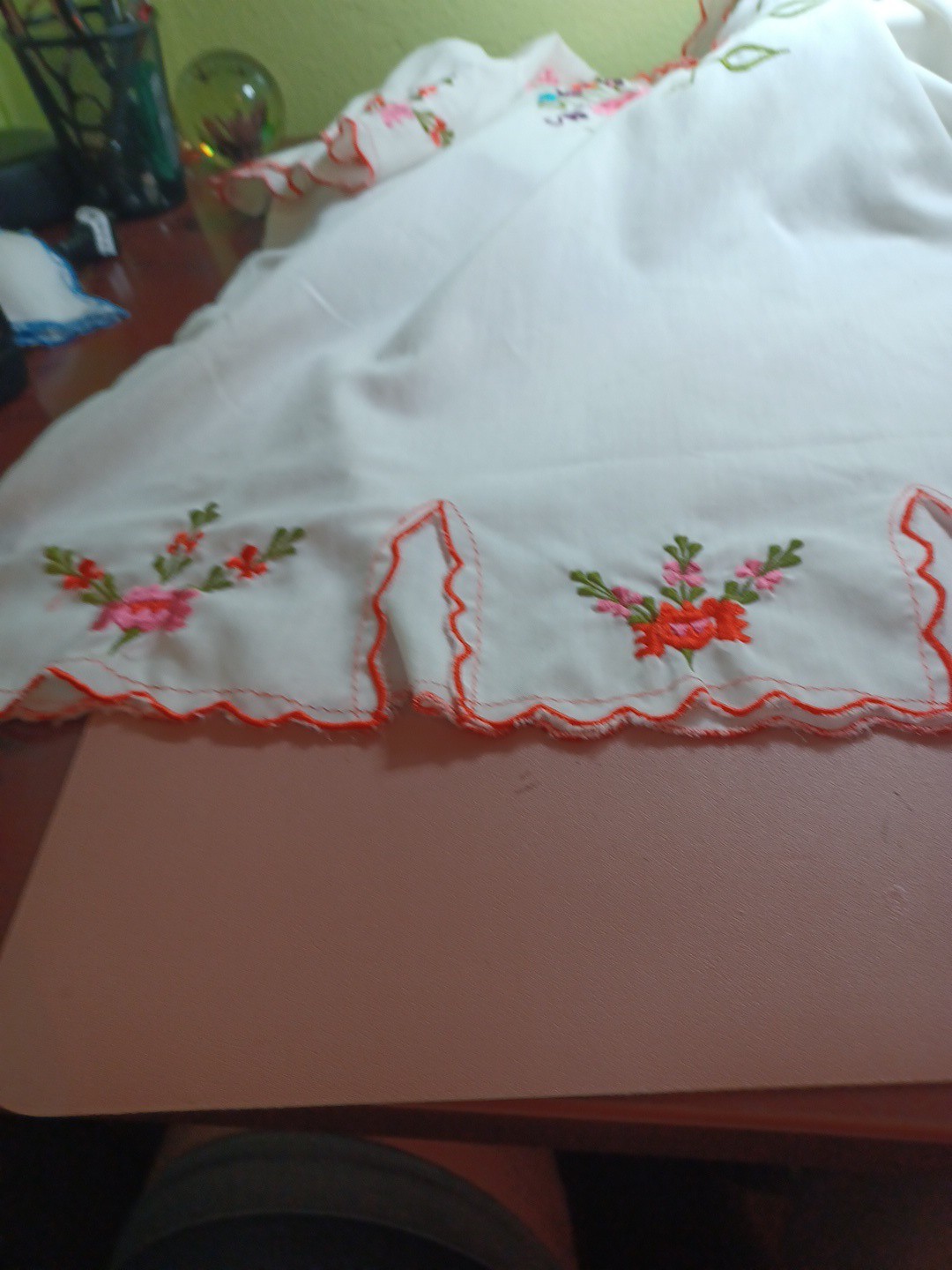 Sweet Vintage Embroidered Lightweight Mexican Womans Top