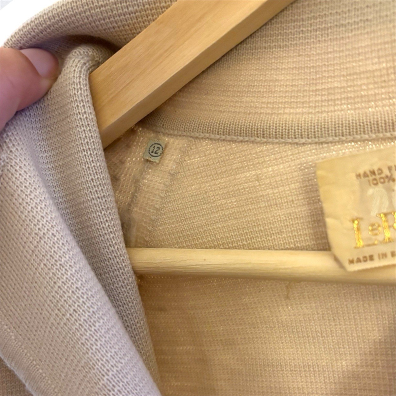 Vintage 1950s/60s Dorce for LeRoy Knitwear – Women’s size 12 beige knitwear set