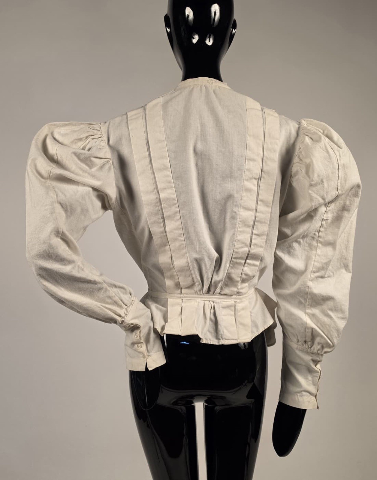 EDWARDIAN WHITE PUFF SLEEVE BODICE W FINE HAND DONE DRAWN WORK DETAILED FRONT
