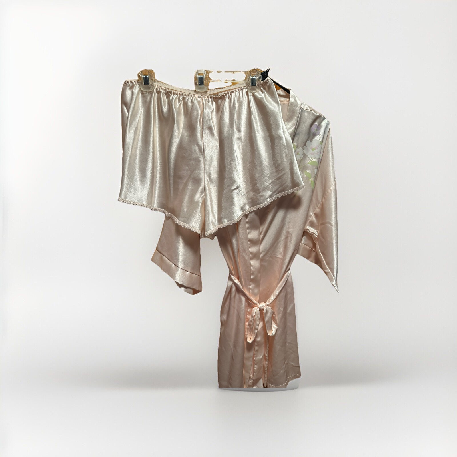 VTG Dentelle Peignoir Set – Robe,Gown,Shorts – Pink, Size L/XL, Made USA