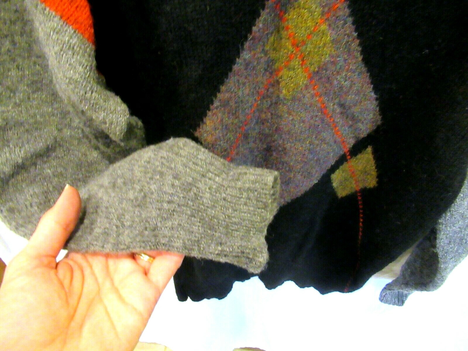 French Connection black gray and red sweater top, 40″ chest, c. 1980s