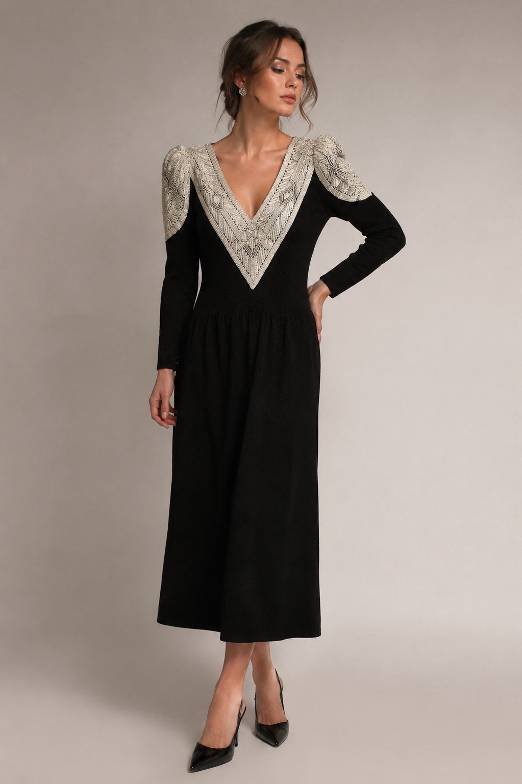 Vintage Saks Fifth Avenue Pat Sandler Wellmore Beaded Sequin Knit Dress 8 Black