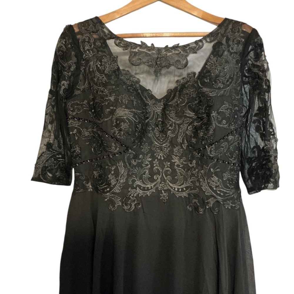 NWT Miss Veil Elegant Black Lace Dress size 16