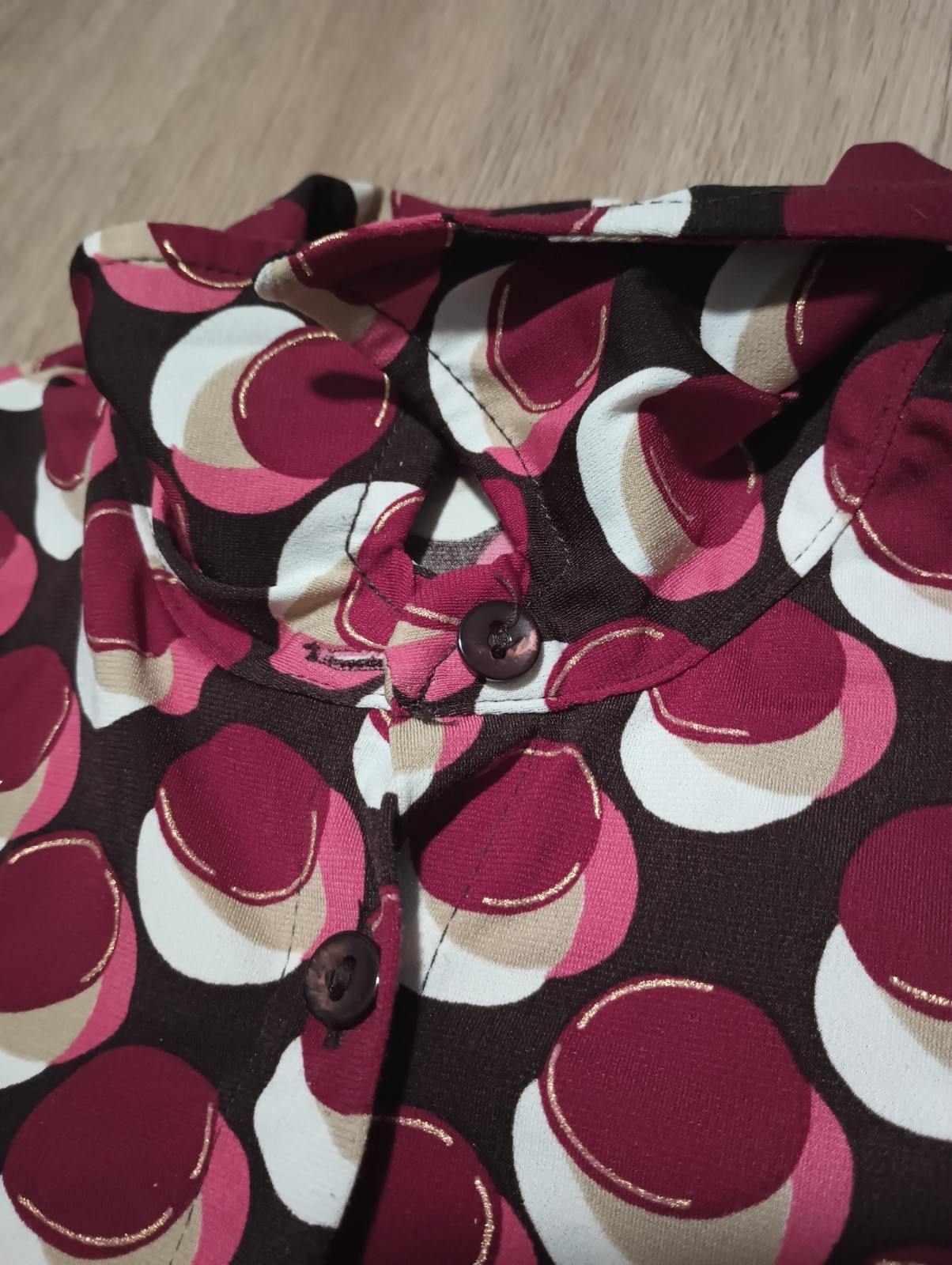 Vtg 70s Burgundy Gold Metallic Psychedelic 3/4 Trumpet Sleeve Top Shirt MOD XS