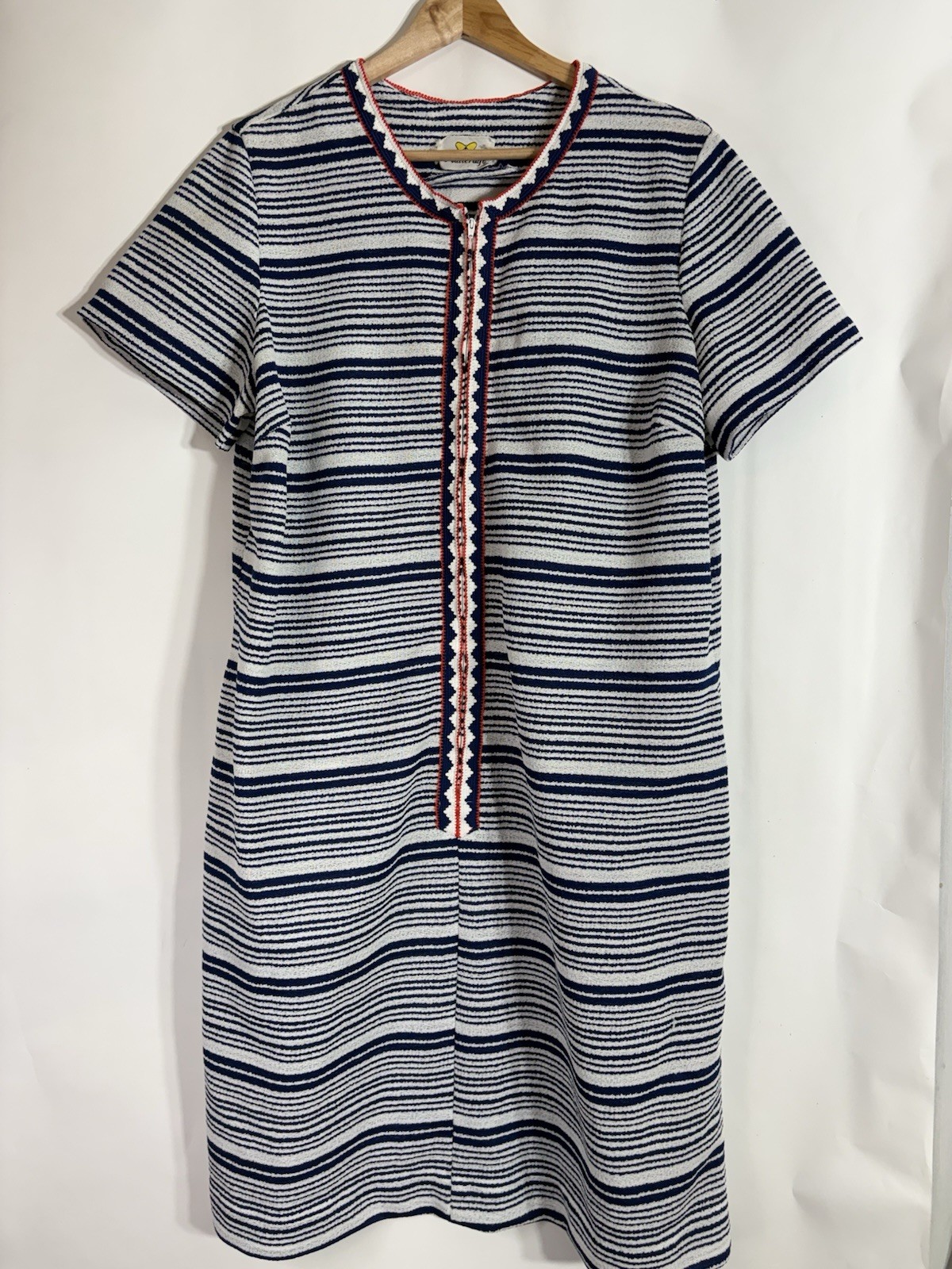 Vintage 60s 70s Flutterbye House Dress Coat Polyester Striped Red White Blue XL
