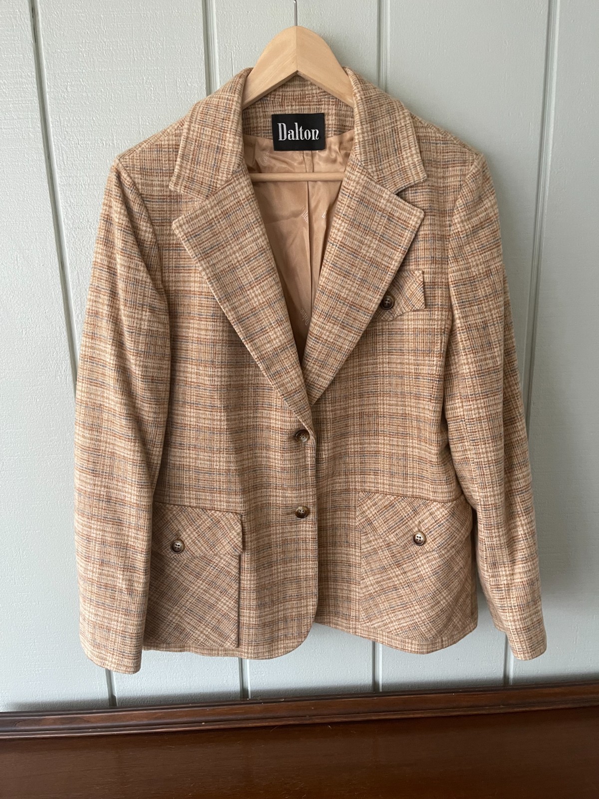 Vintage 1970s Dalton Beige Plaid Women’s Blazer – Size Small