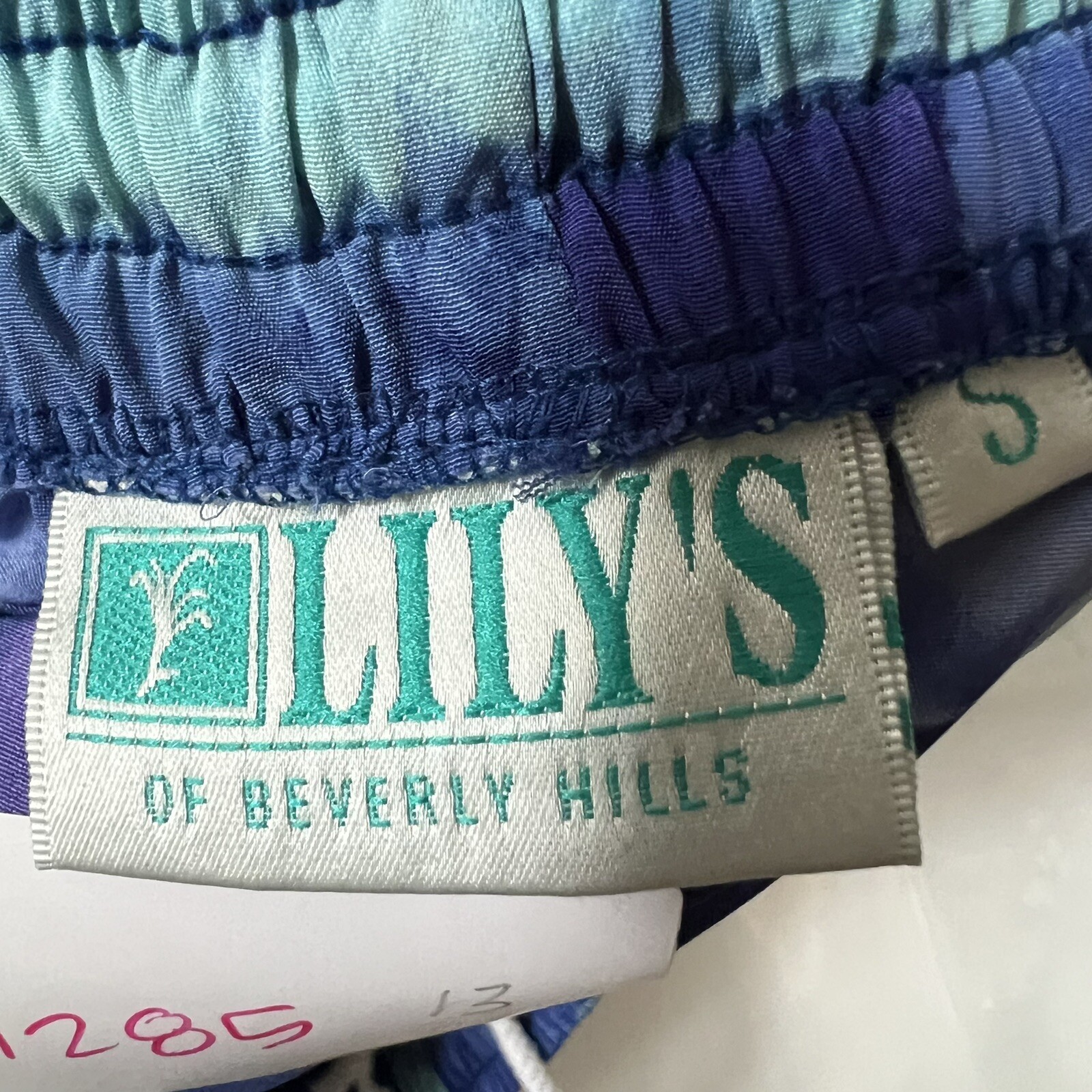 Vintage 90s Lily’s Of Beverly Hills Shorts Women’s S Tennis Blue Geometric Run
