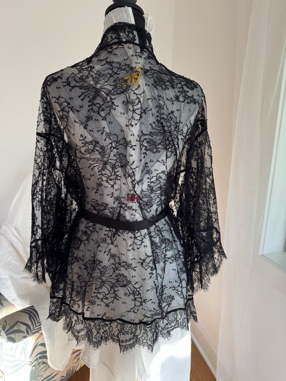 Agent Provocateur Kimono Daniela One Size Black Lace read description