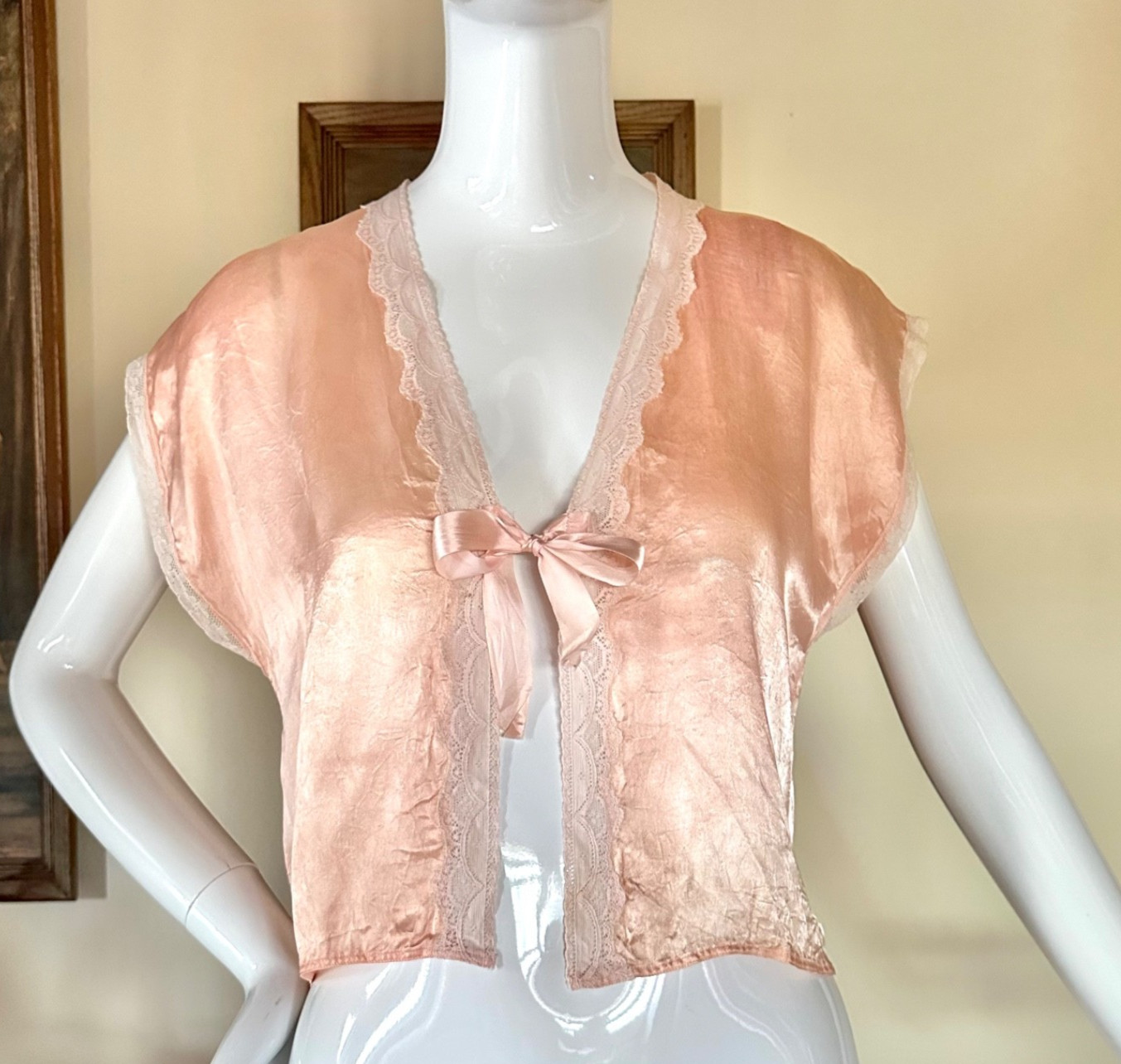 Vintage 1930s Peach Satin Bow Bed Jacket Lingerie Blouse Robe Shabby Chic S/M