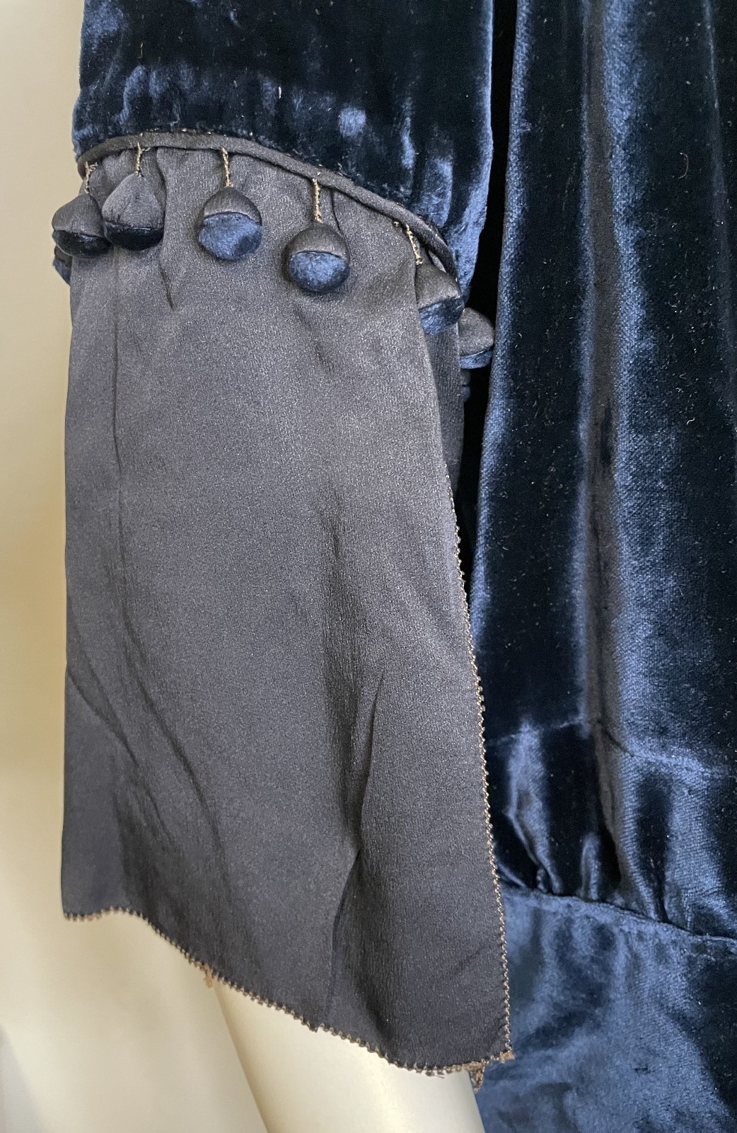 Antique 20s Art Deco Navy Blue Velvet Jacket S M Beaded Trim Button Detail
