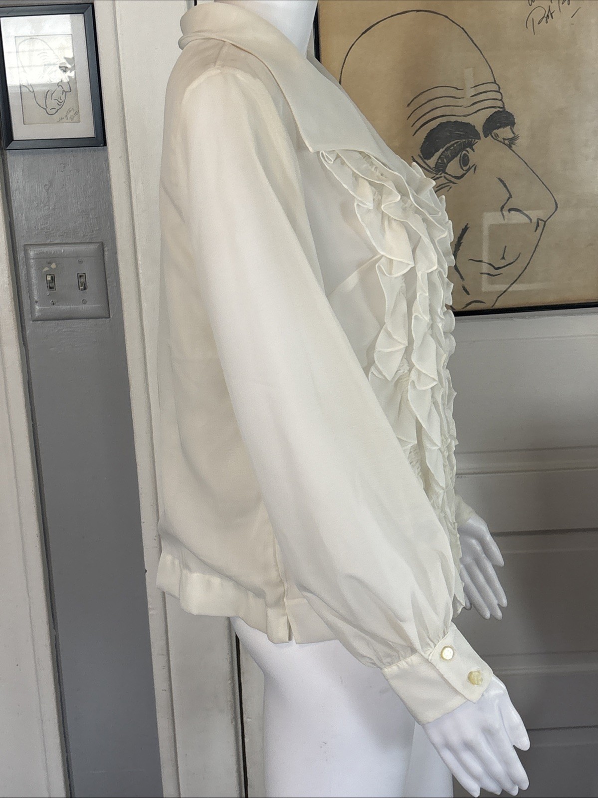 VTG 70s Women’s White Cropped Ruffle Shirt ALADDIN 36/16 Longsleeve Button Sheer