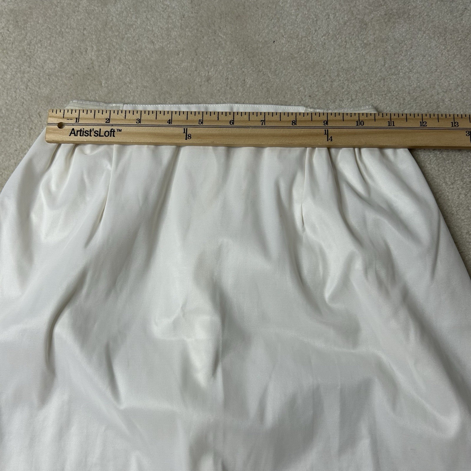 Vassarette VTG Ivory Silky Satin Nylon Lace Hem Long Half Slip Womens Medium