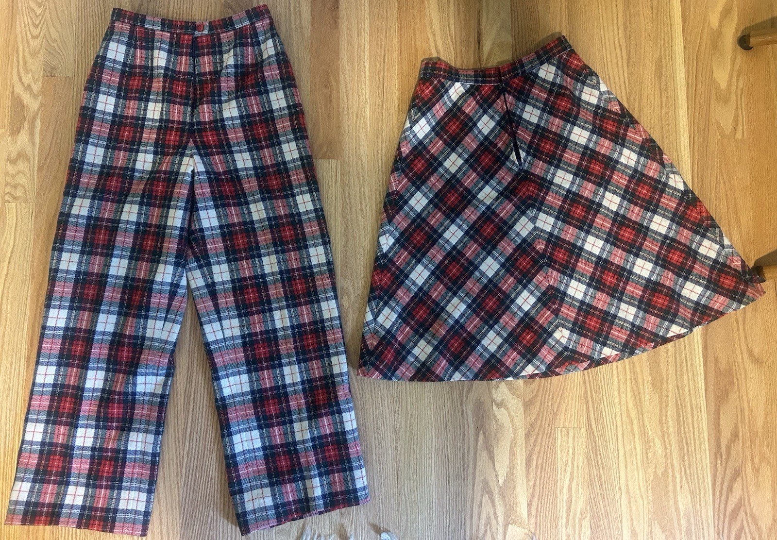Vintage 70s High Waist Wool Plaid Trousers Skirt Set Tartan Petite 25 XS/S