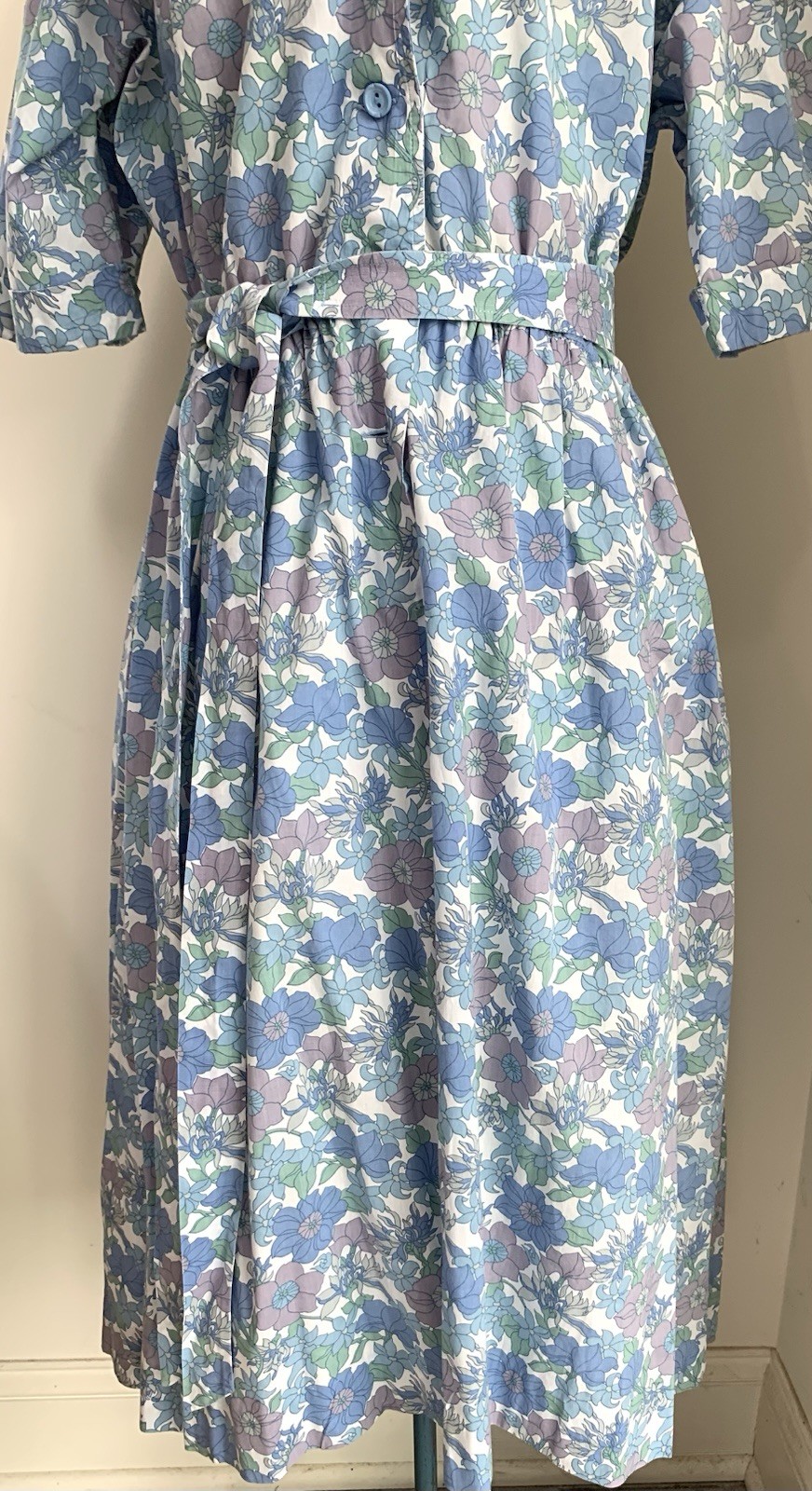 vintage 1960s Melissa shirtwaist dress cotton blue/lilac floral sz M full skirt