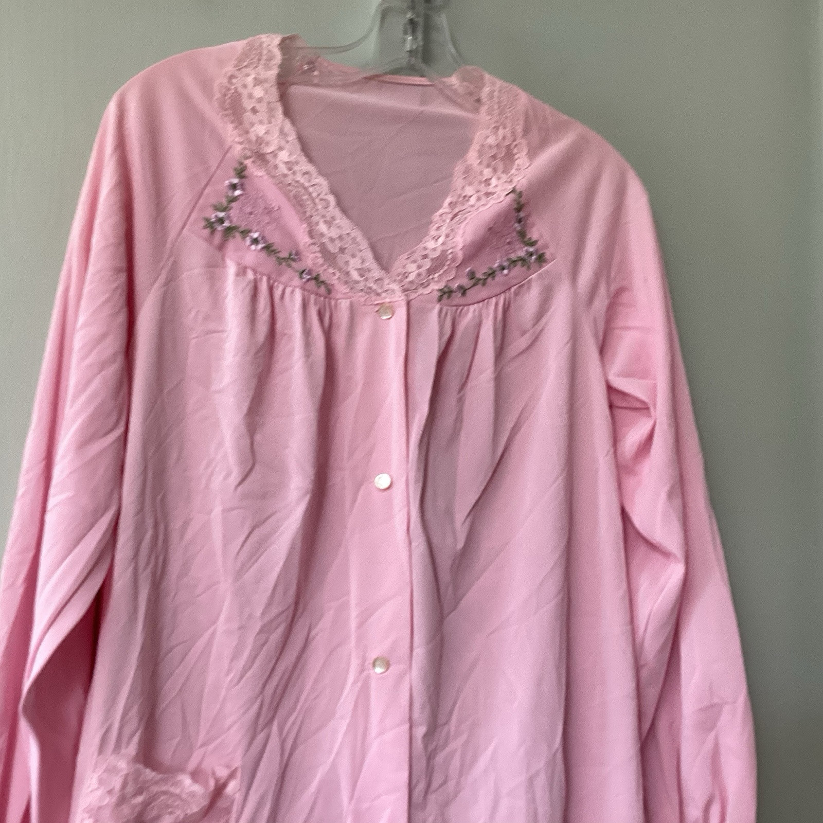 Vintage 70’s Pink Night Gown Ruffle Button Sissy Large Button Down Long Sleeve