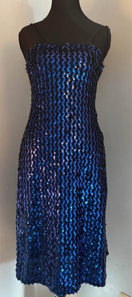 Vintage 80’s Glenrob Blue Sequin party dress