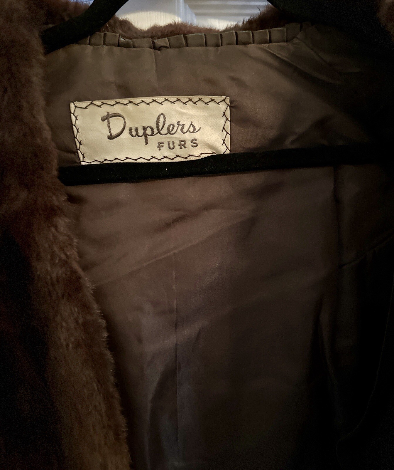 VTG Mink Fur Stole Shall Colar Shoulder Wrap Dark Chocolate Brown O/S 60s GUC